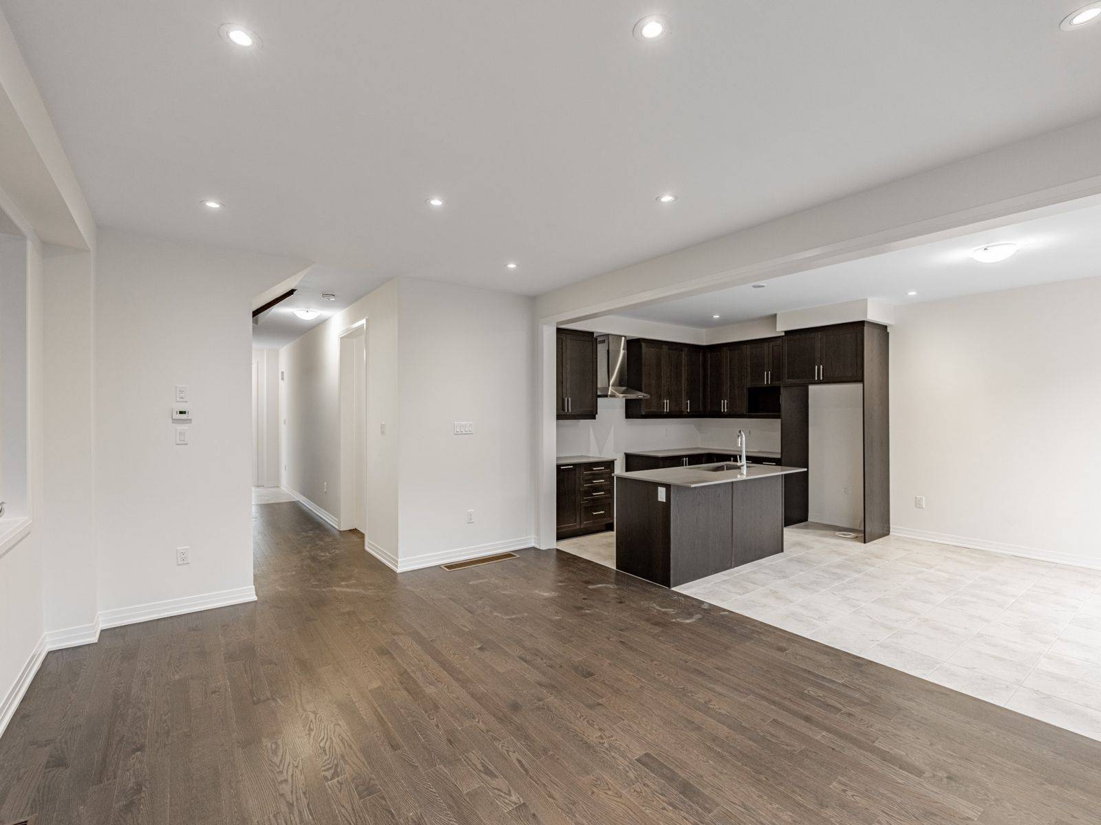 Hamilton, ON L0R 1C0,127 Soules SQ