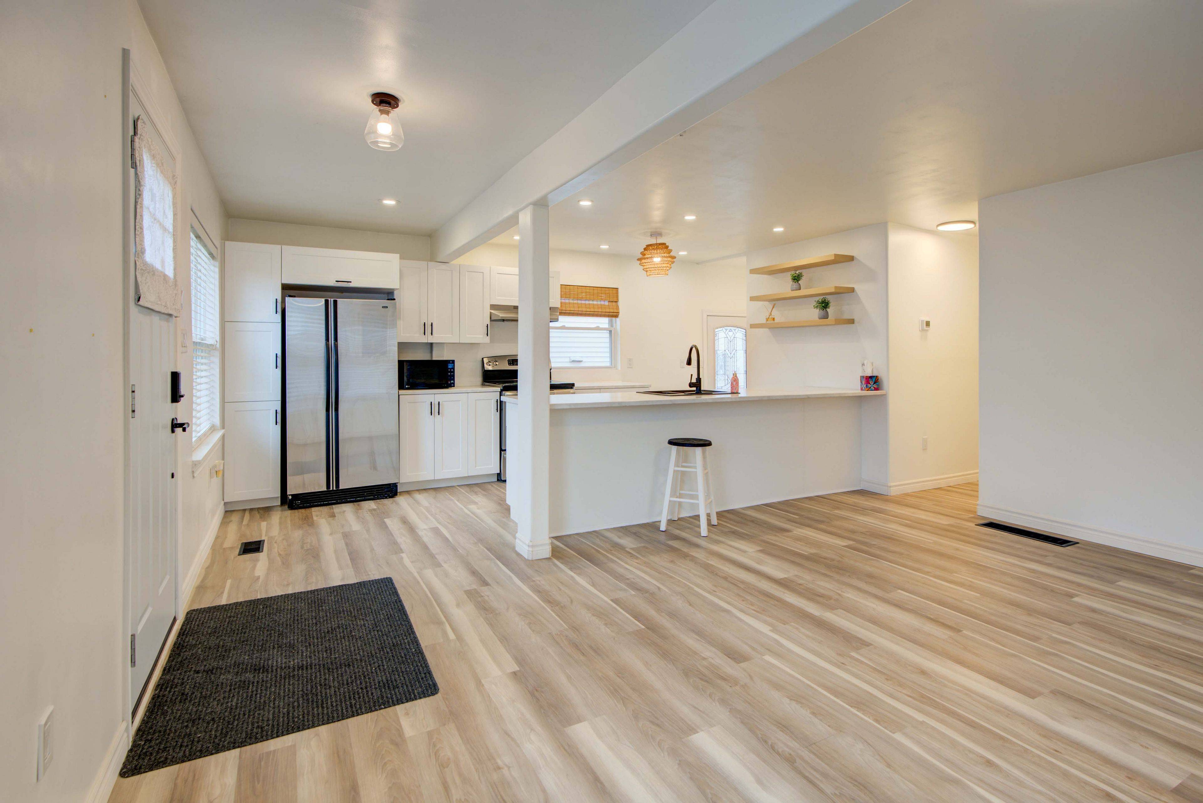 Kingston, ON K7K 4X2,601 MacDonnell ST