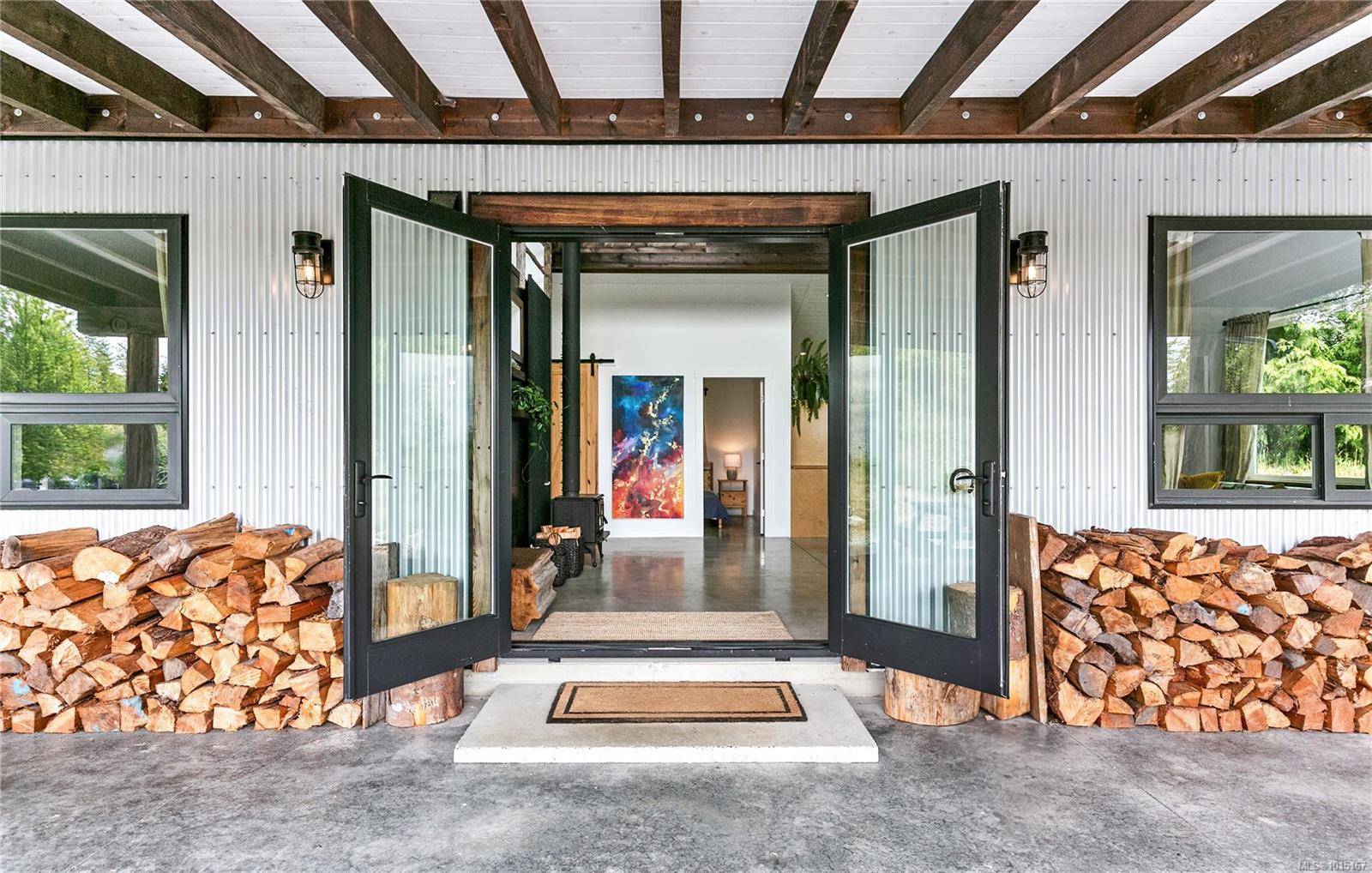 Sooke, BC V9Z 1L1,3952 Trailhead Dr