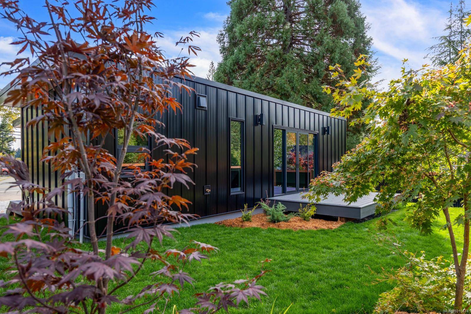 Courtenay, BC V9N 2G1,1927 Cumberland Rd