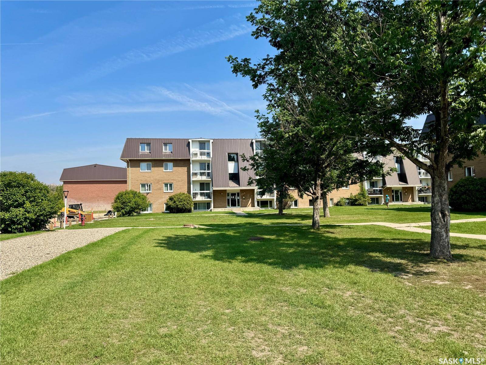 Regina, SK S4S 6P8,27 CENTENNIAL STREET #11