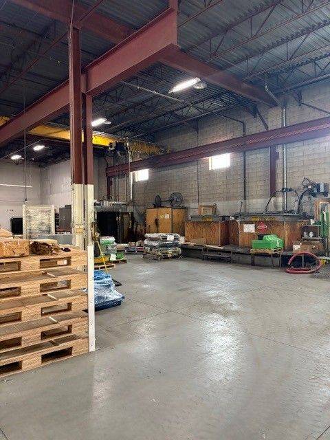 Brampton, ON L6T 5B5,10 Devon RD