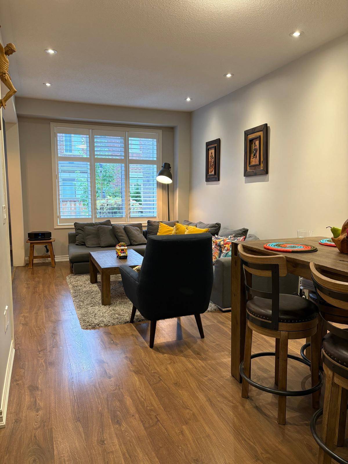 Milton, ON L9E 1J3,1477 Pratt HTS