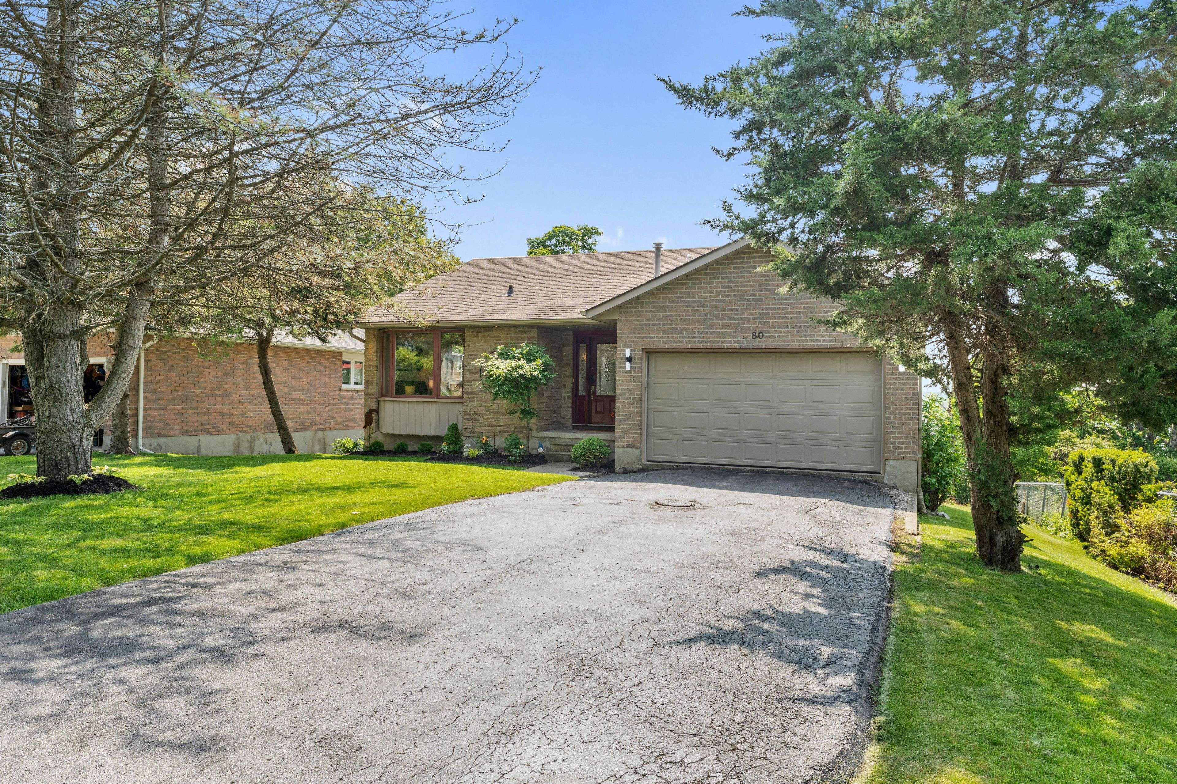 Kingston, ON K7K 6L8,80 Limeridge DR