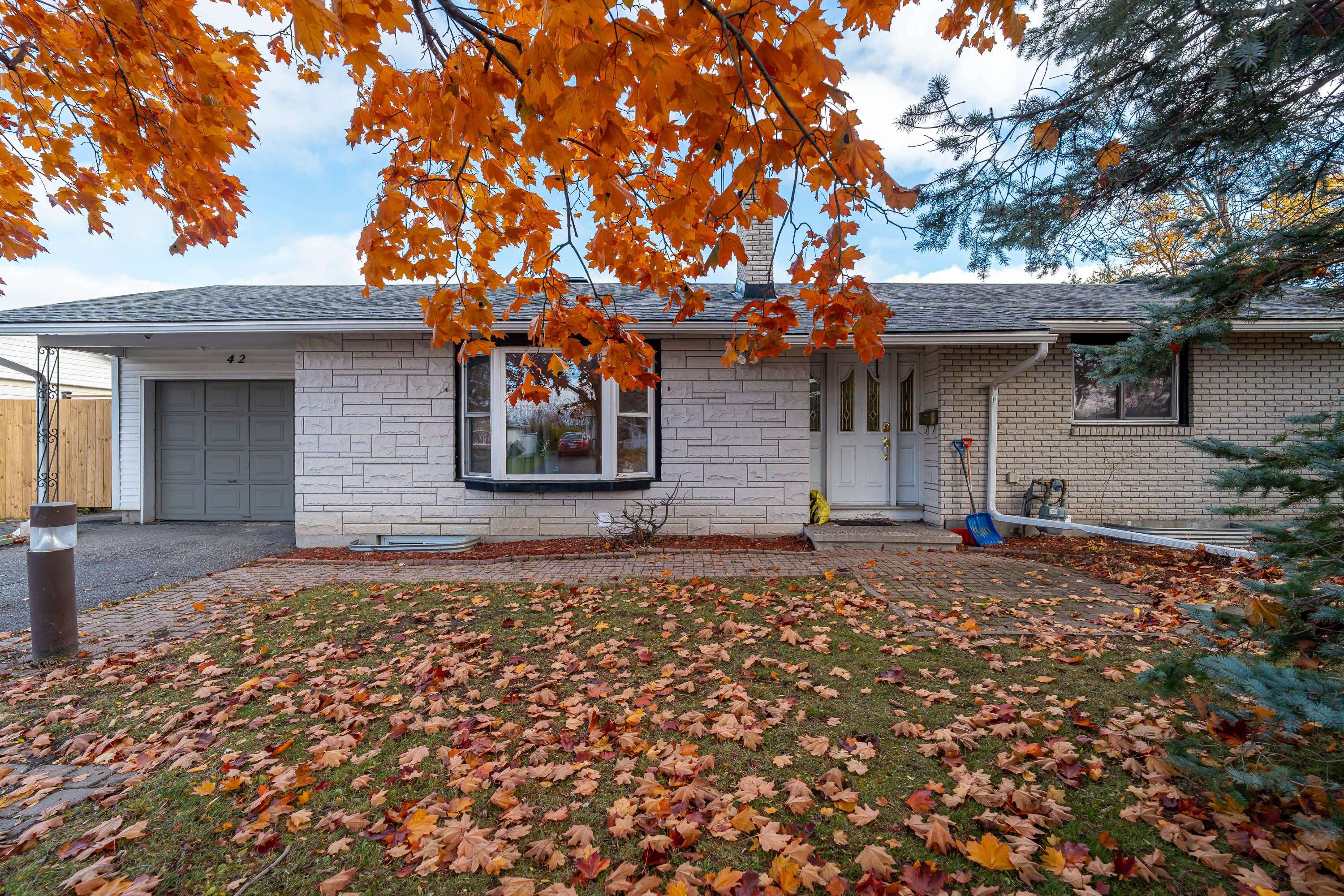 Meadowlands - Crestview And Area, ON K2G 3G6,42 Birchview RD