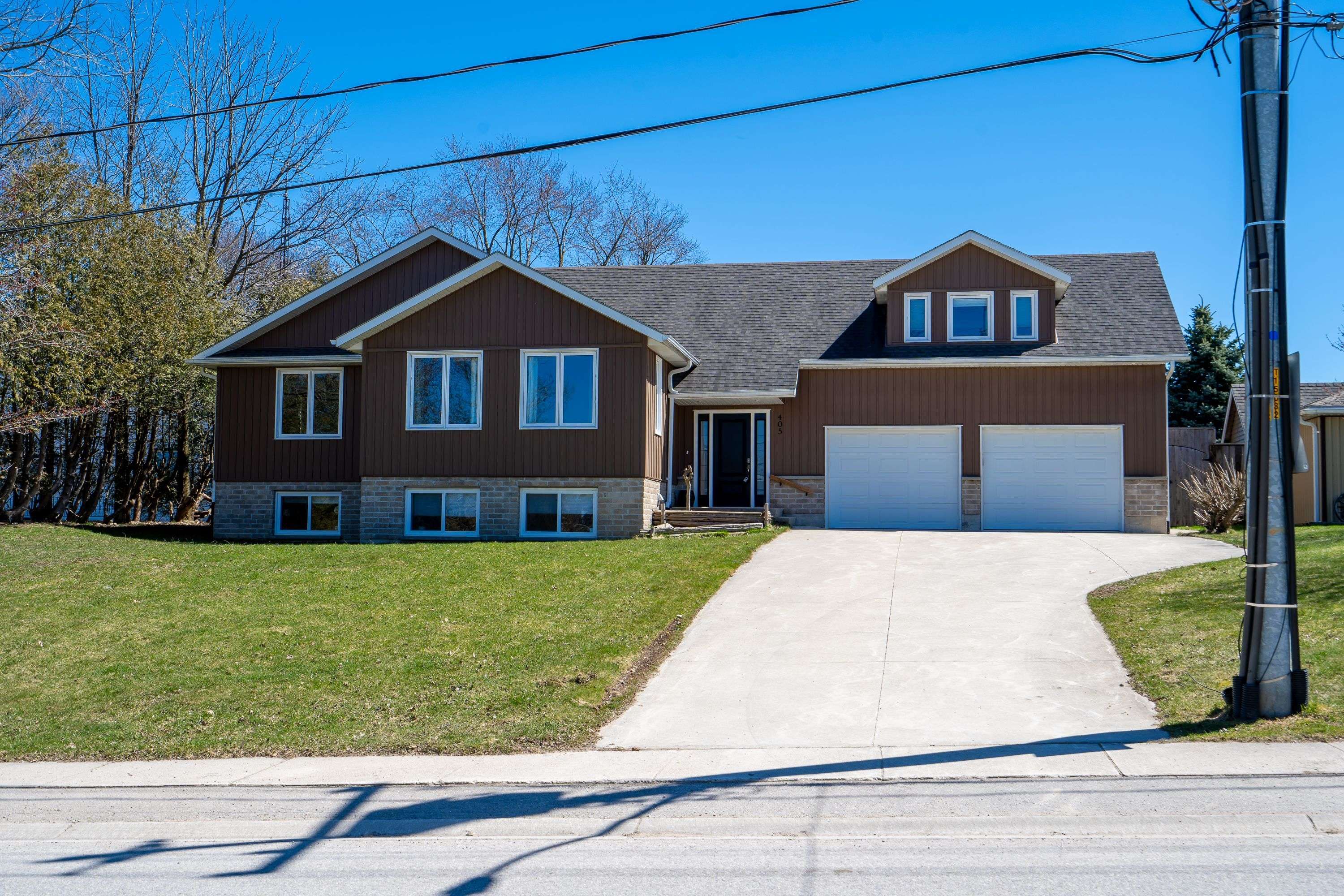 North Huron, ON N0G 2W0,405 Minnie ST