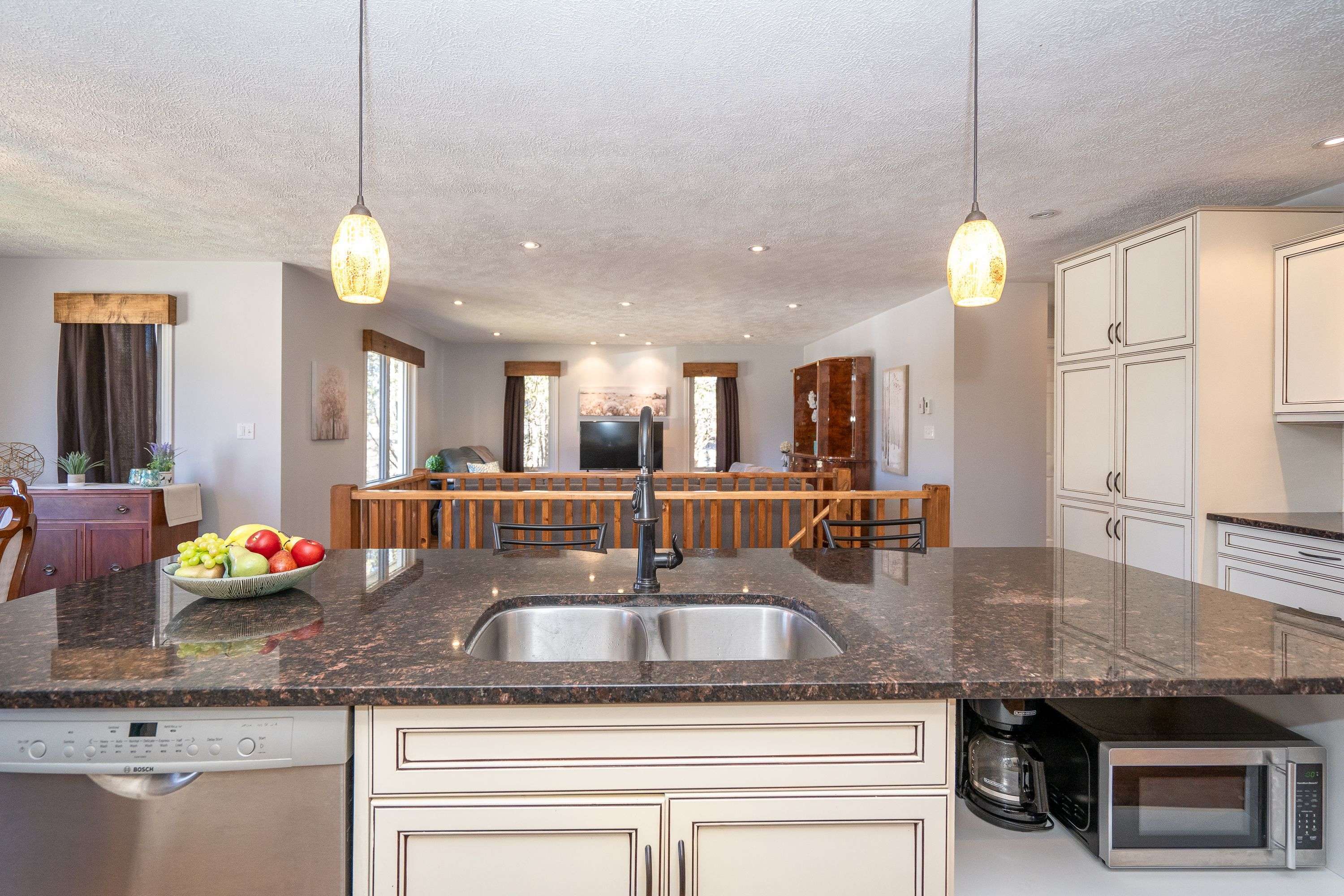 North Huron, ON N0G 2W0,405 Minnie ST