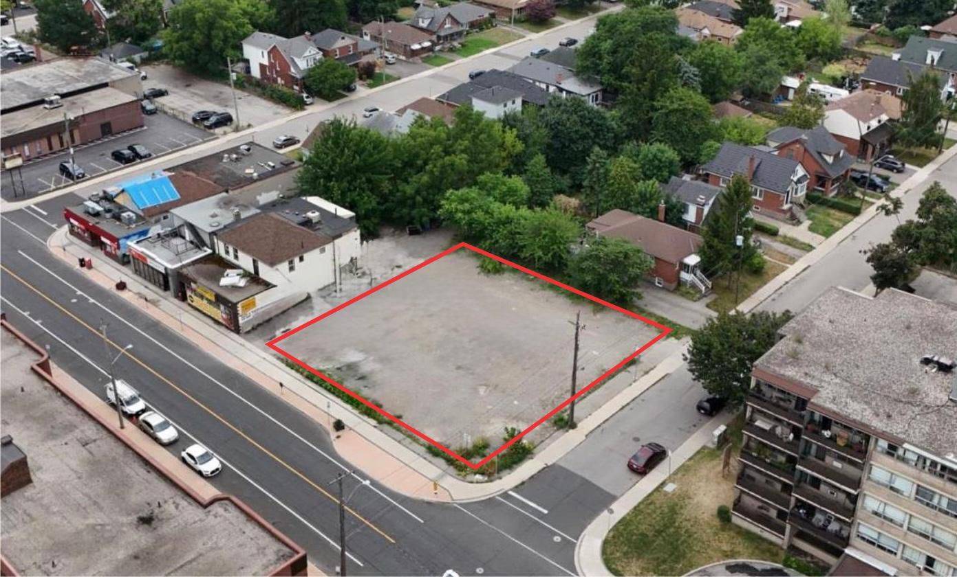 Hamilton, ON L9A 1B7,392 Concession ST