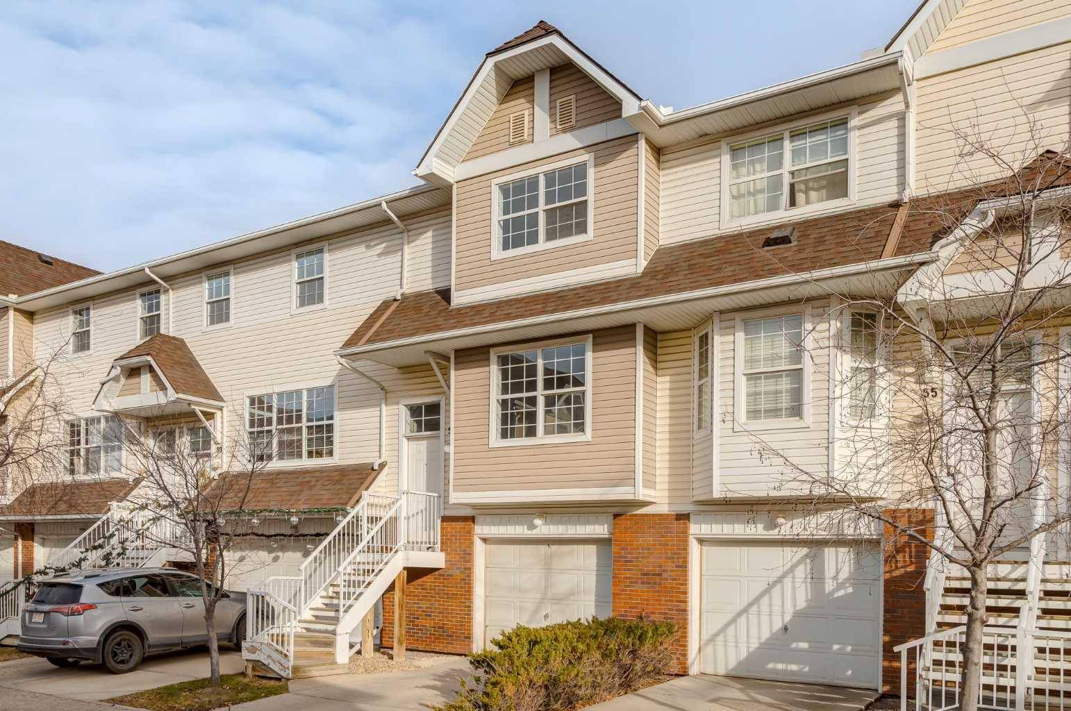 Calgary, AB T3L 2R3,57 Tuscany Springs GDNS NW