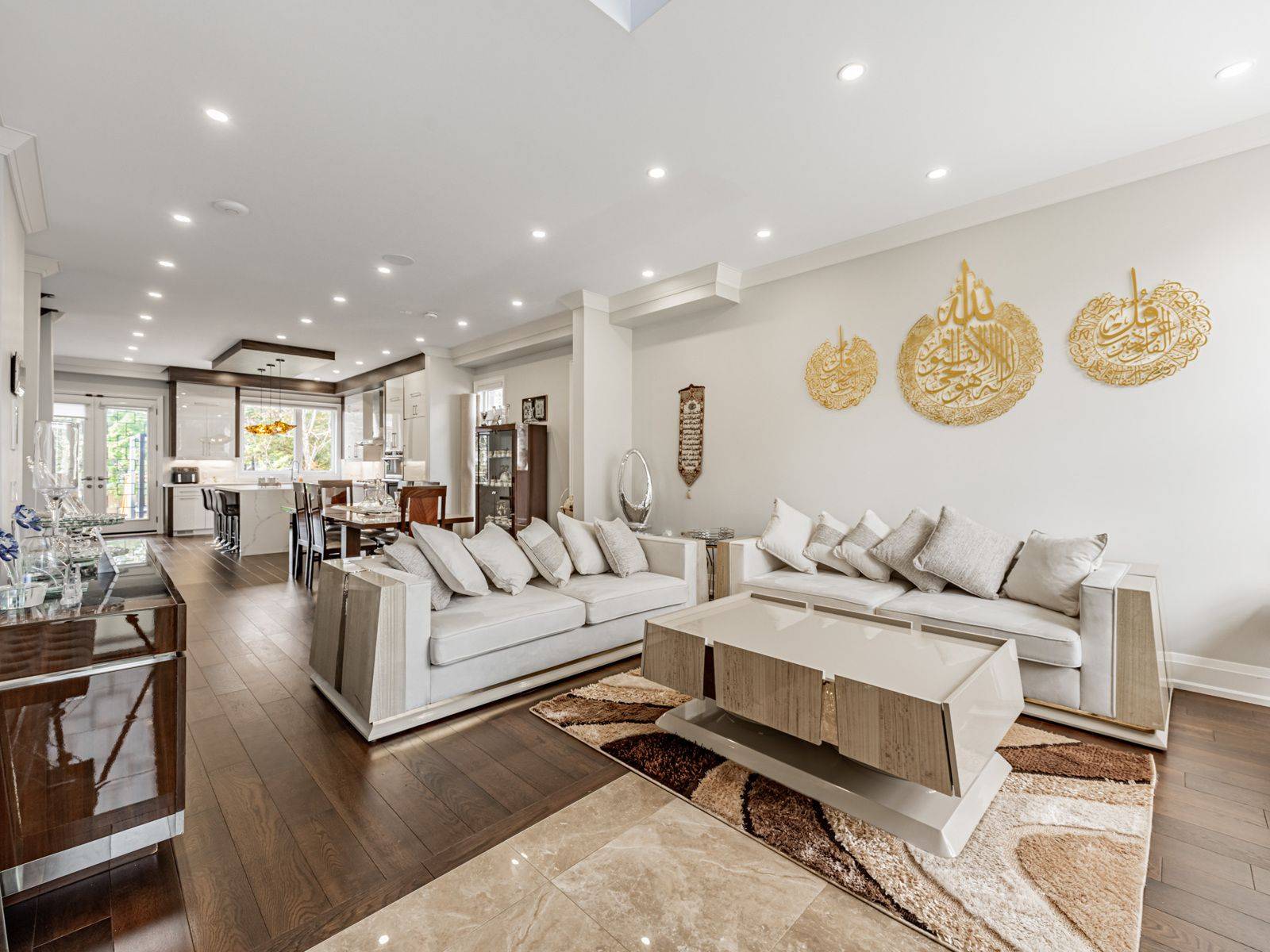 Toronto E08, ON M1M 2N7,50 Eastville AVE