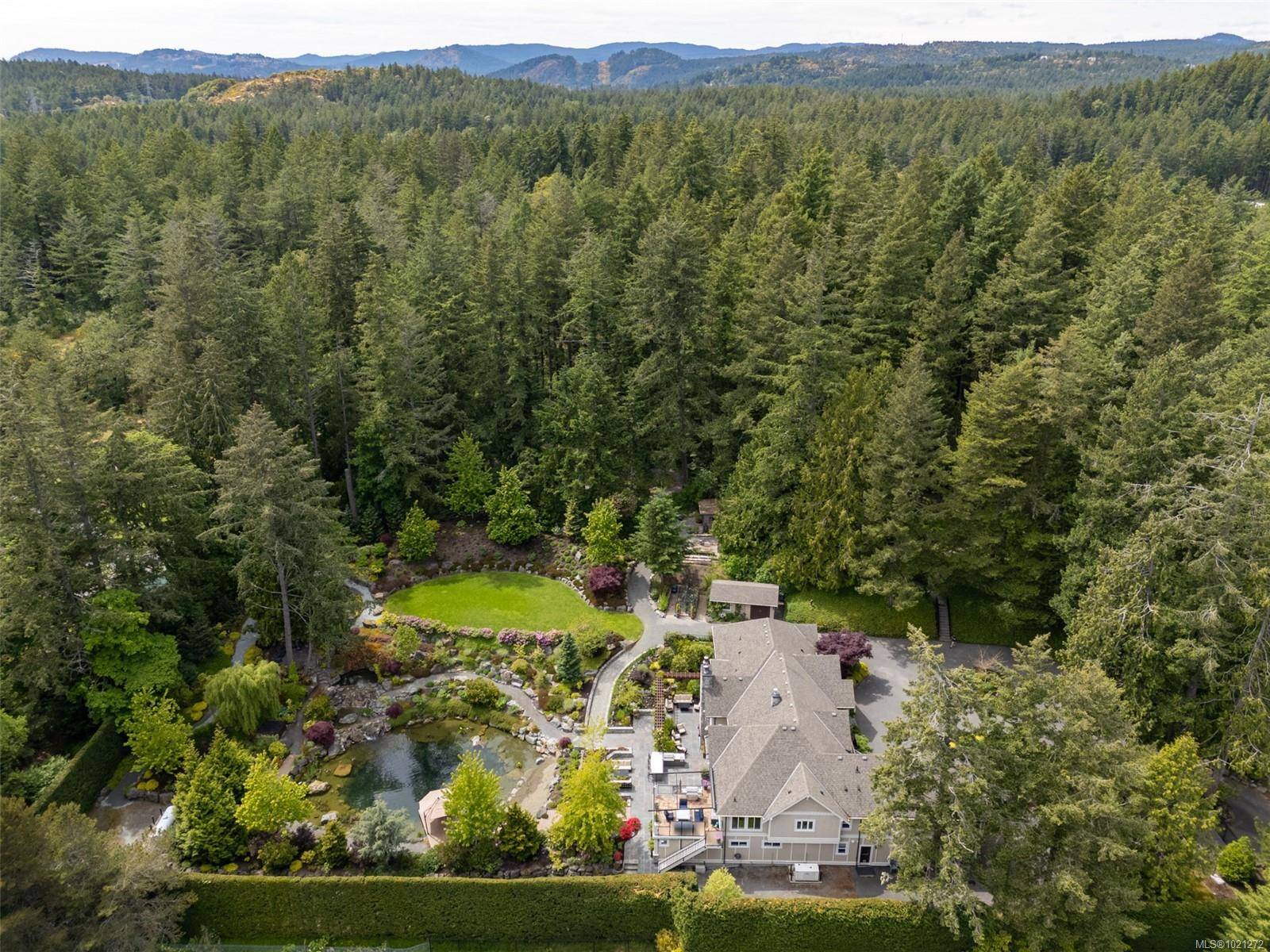 Saanich, BC V9E 2B9,441 Glendower Rd