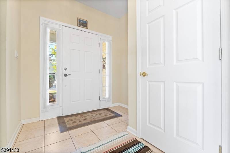 White Twp., NJ 07823,2 Stafford Ln