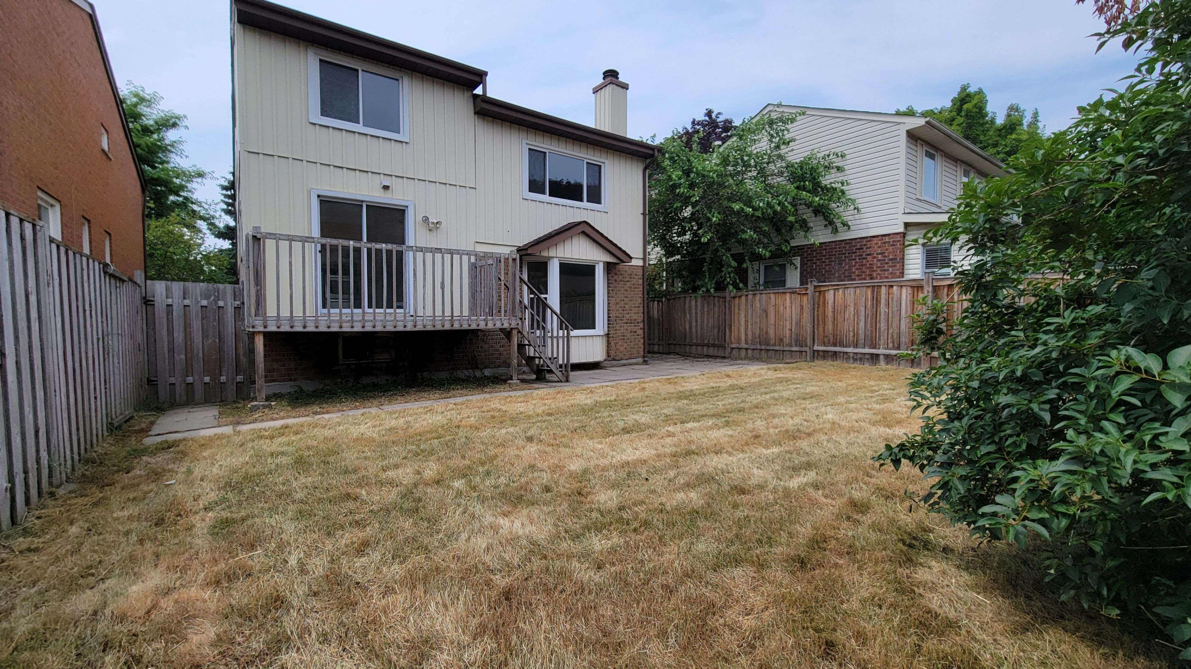 Toronto E05, ON M1W 3M5,35 Wintermute BLVD