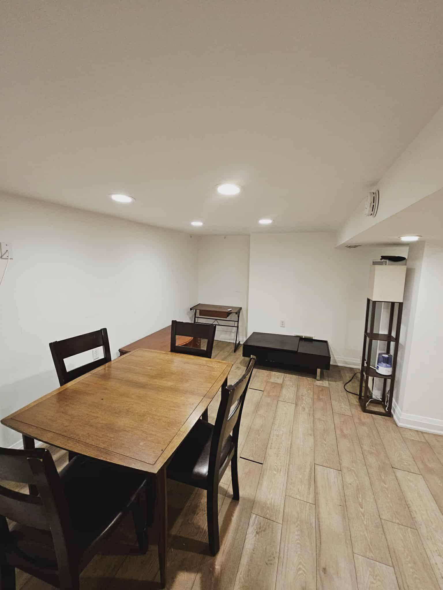 Toronto E04, ON M1K 1T2,50 Jeavons AVE #Bsmt