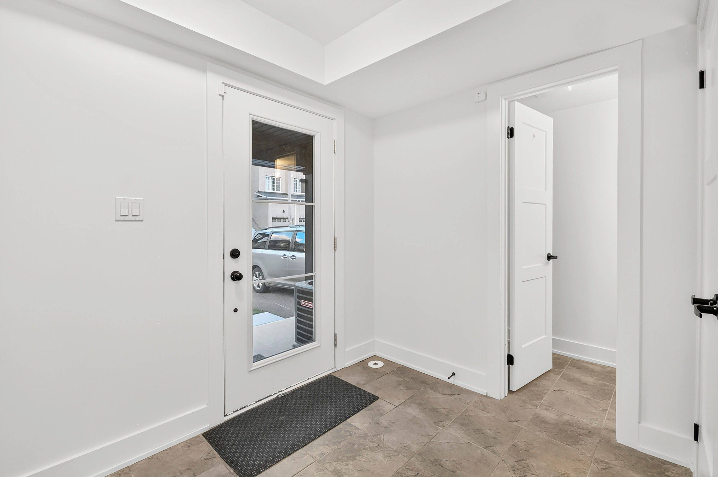 Barrie, ON L9J 0V4,29 Wagon LN