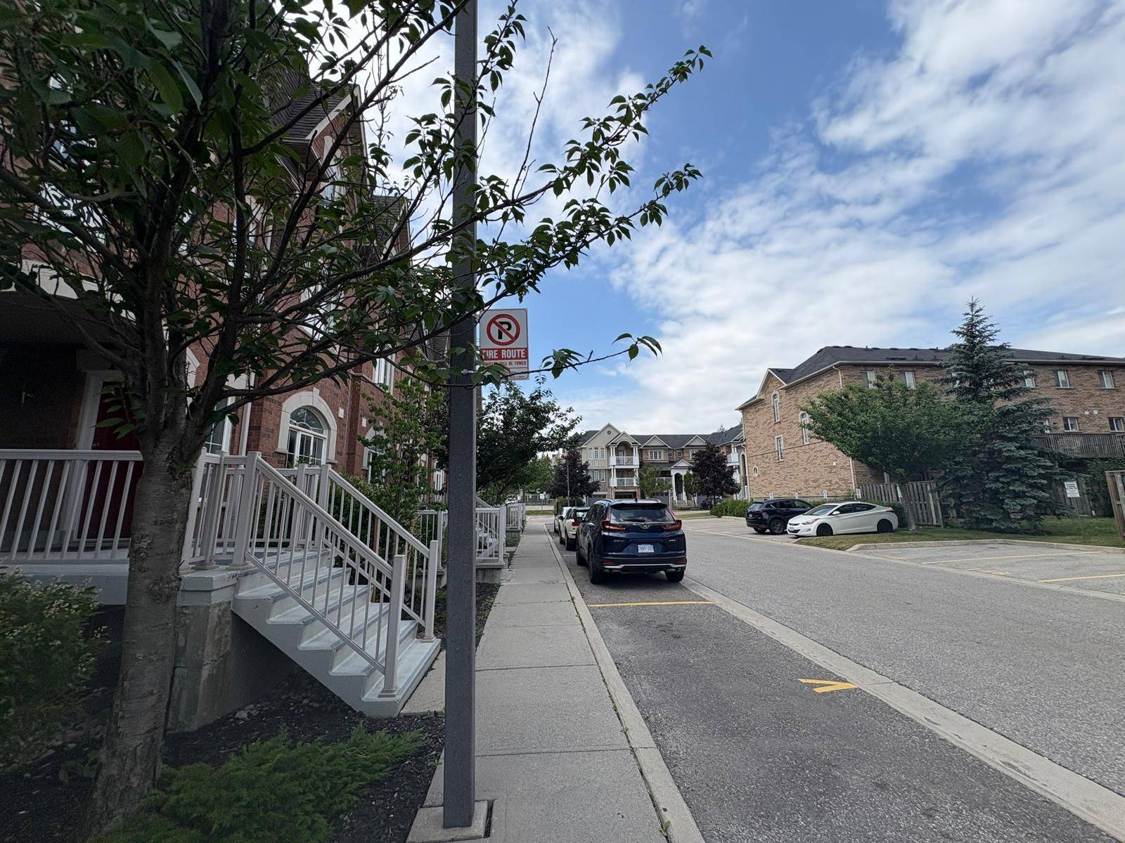 Mississauga, ON L5B 4K1,601 Shoreline DR #145