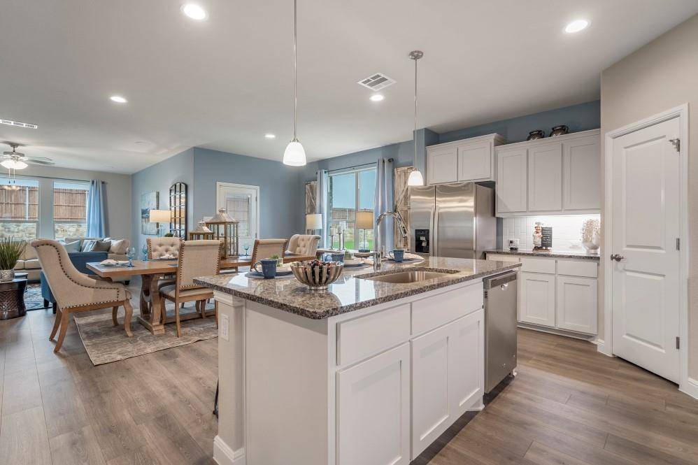 Rhome, TX 76078,118 STANTON Avenue