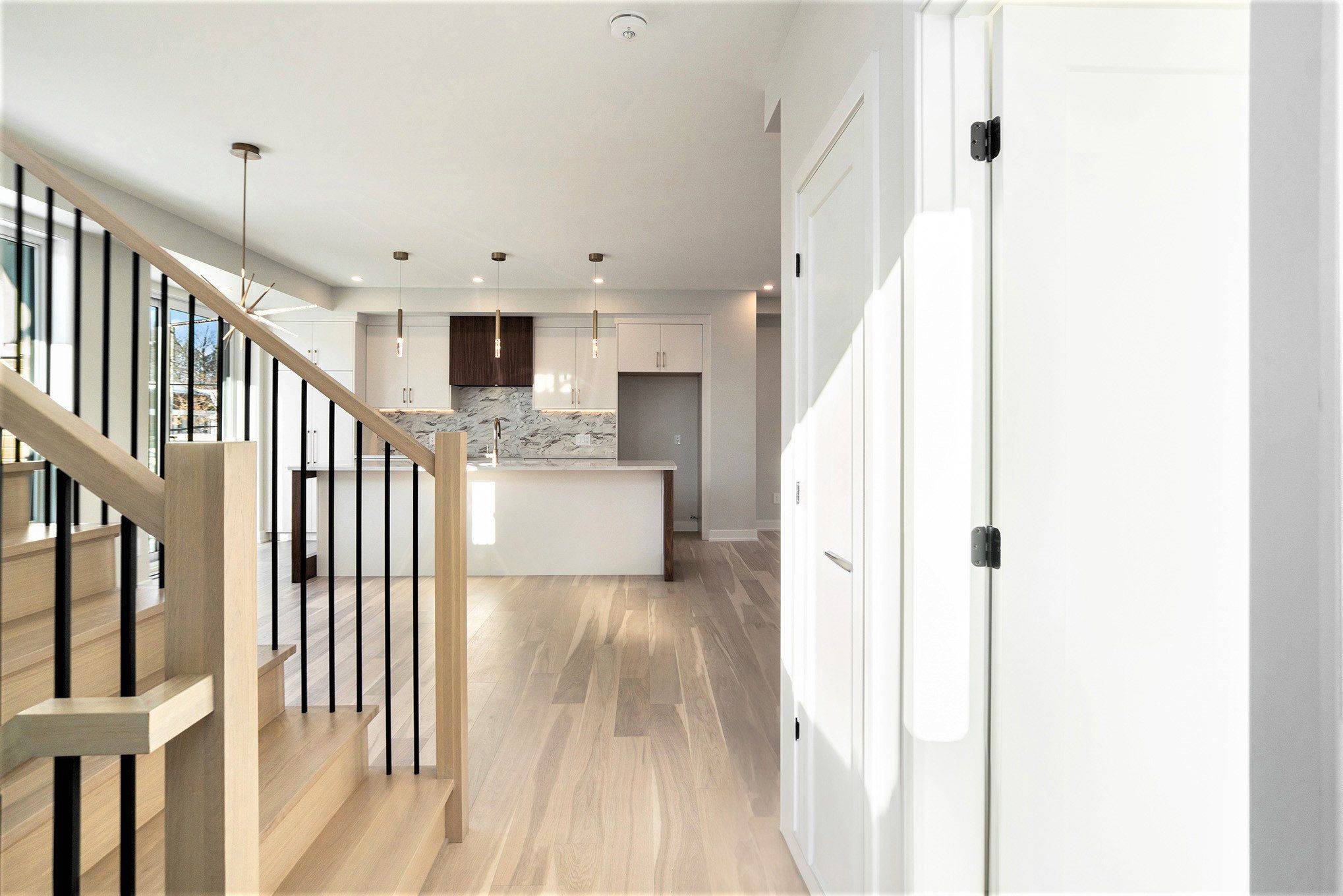 Manor Park - Cardinal Glen And Area, ON K1K 5C6,583 Codd's RD N