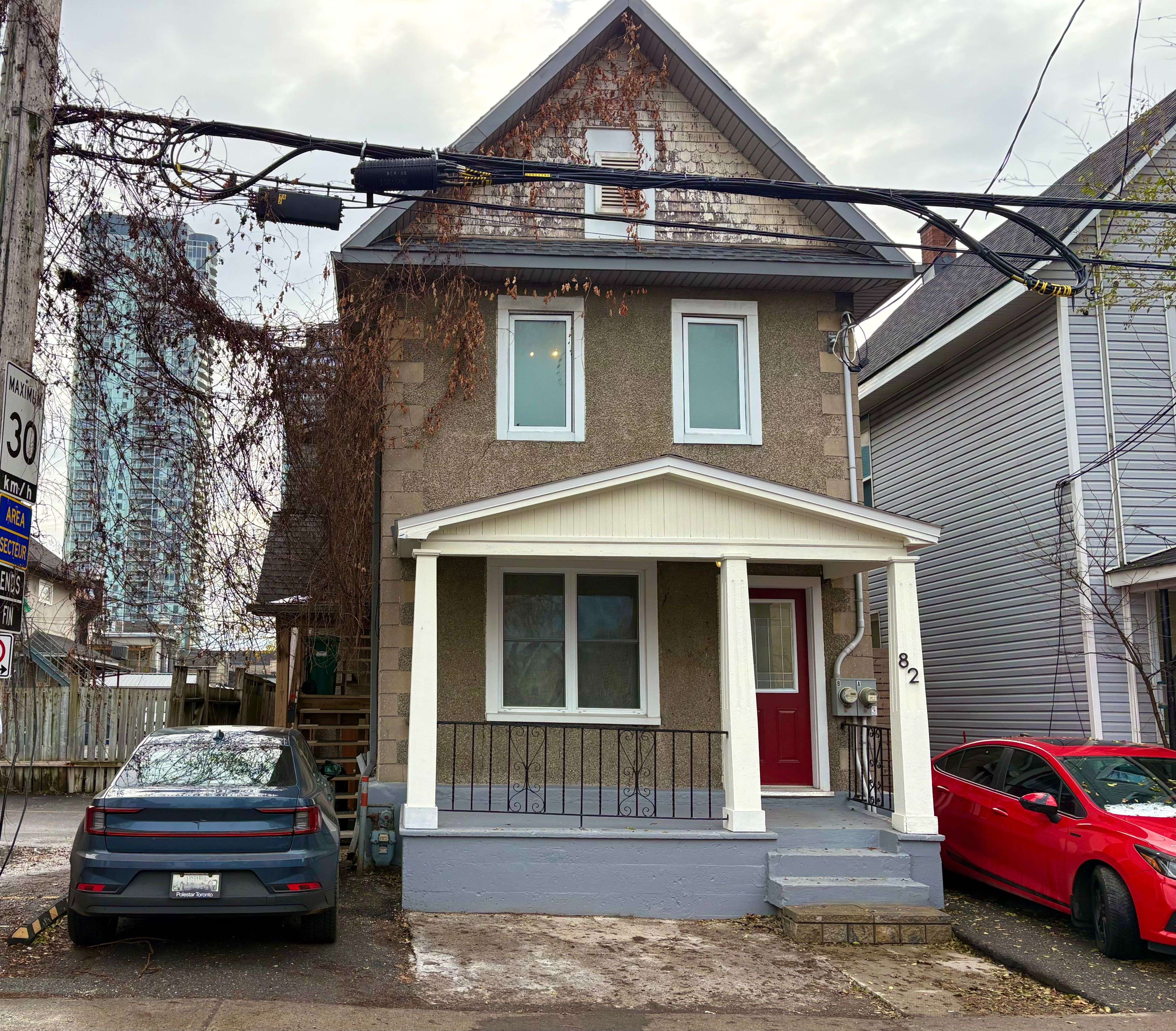 Dows Lake - Civic Hospital And Area, ON K1S 3J8,82 Beech ST