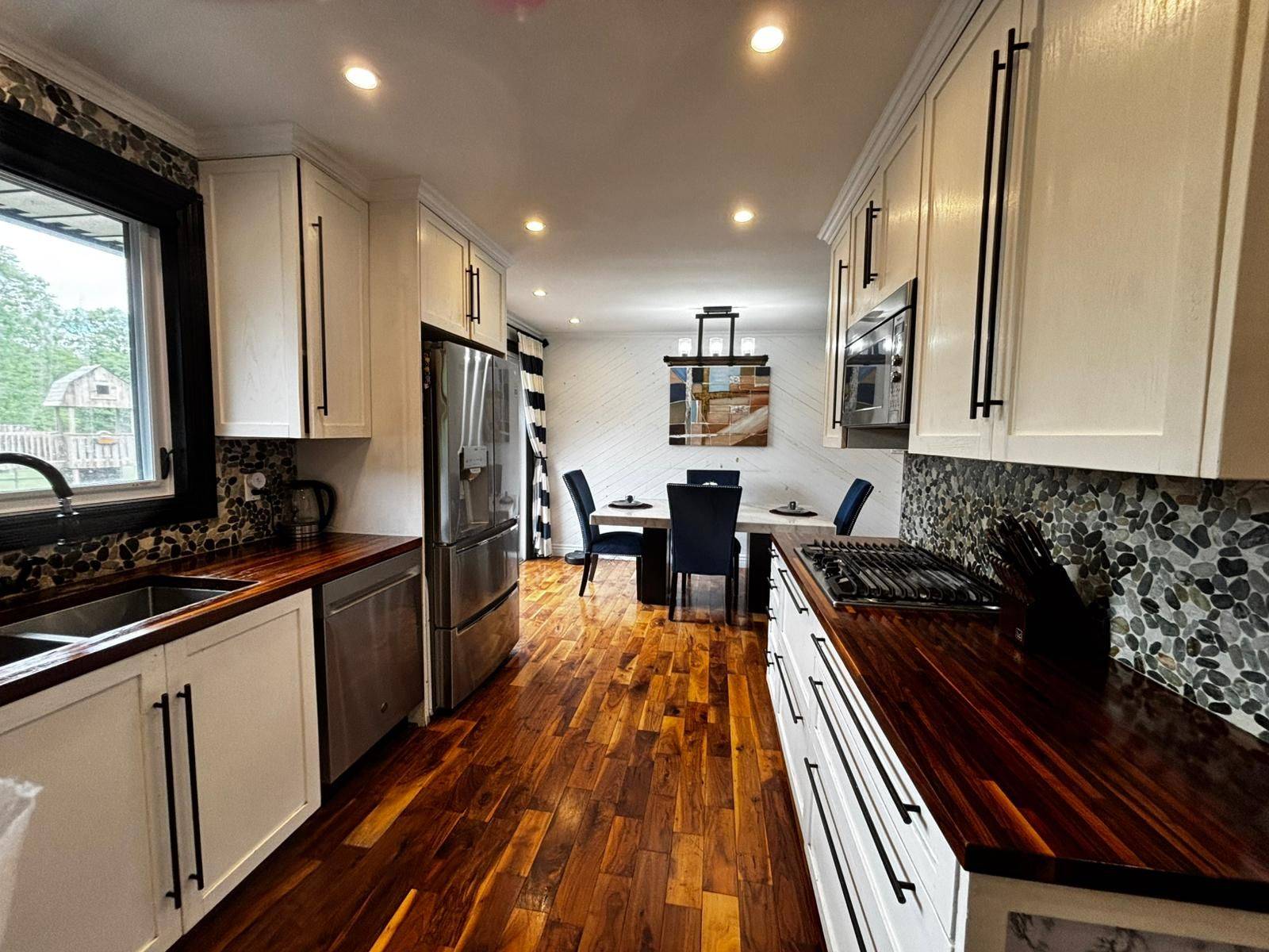 Erin, ON N0B 1T0,9364 Wellington Rd 124 N/A