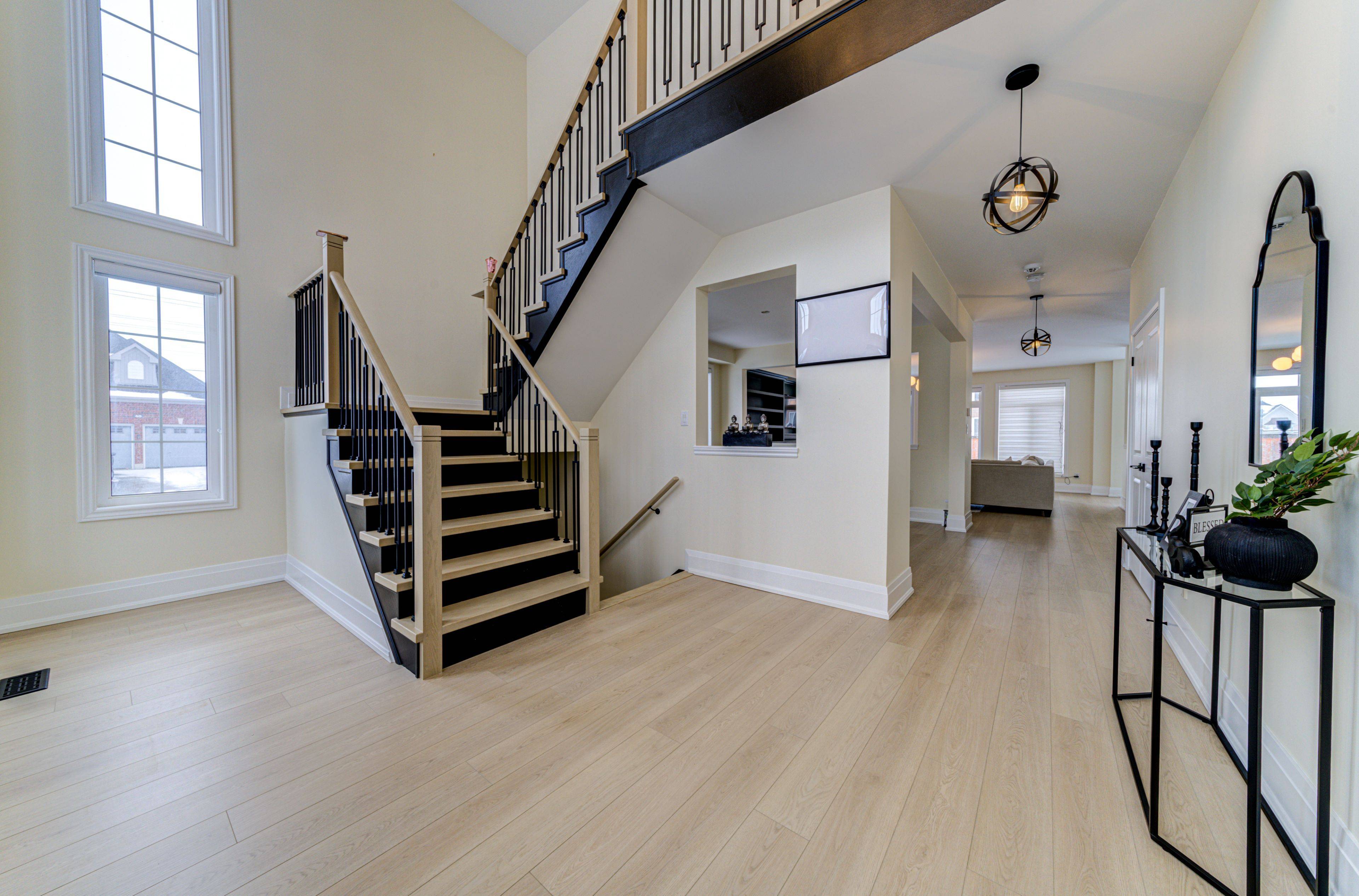 Kawartha Lakes, ON K9V 0A5,33 Ellis CRES