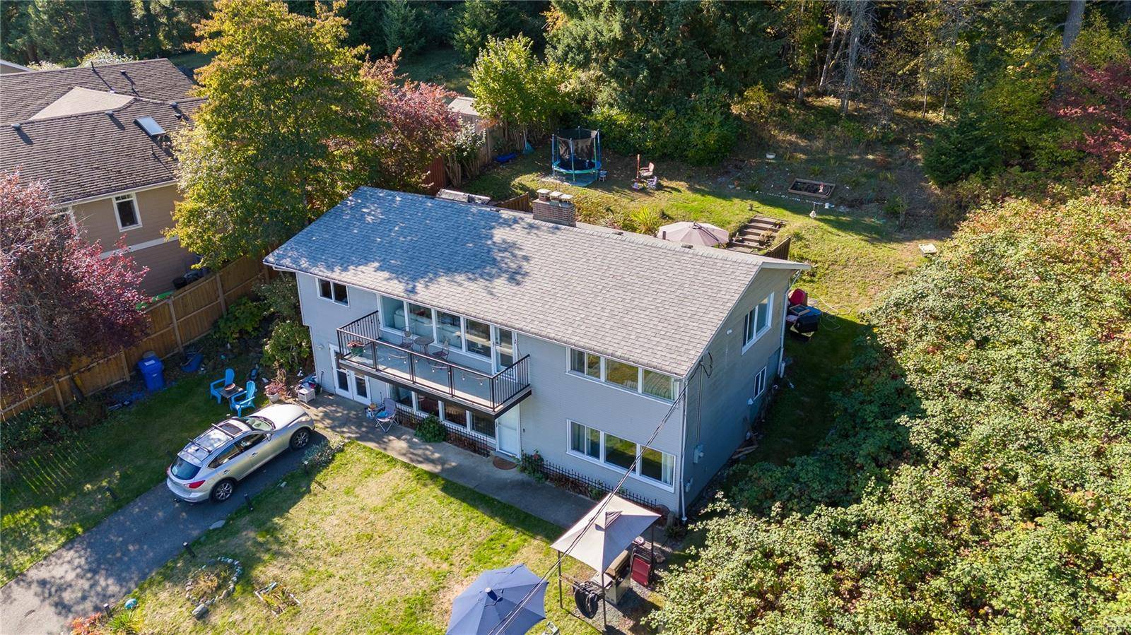 Nanaimo, BC V9R 3C2,713 Dogwood Rd