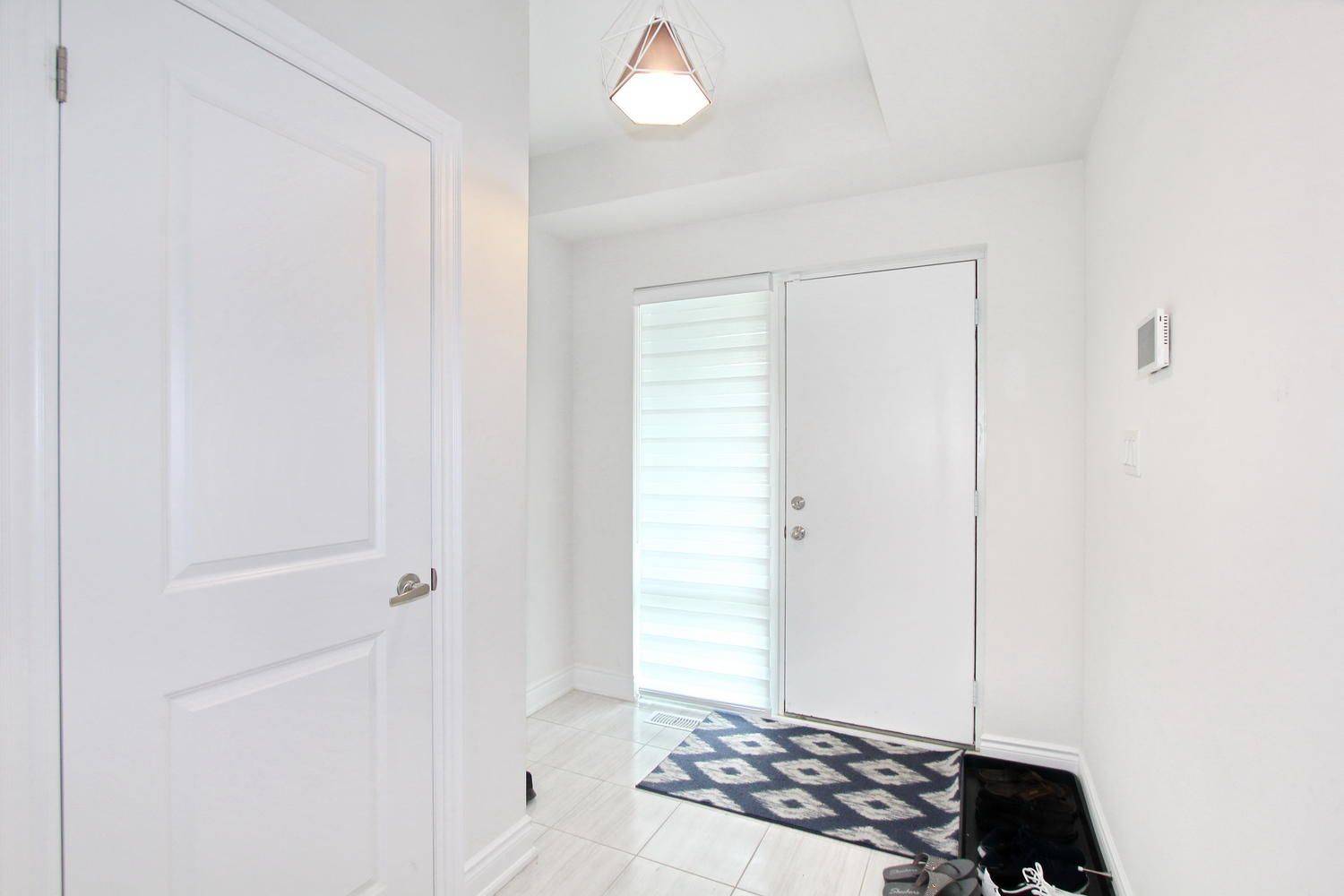 Toronto W09, ON M9R 0B3,43 Pony Farm DR