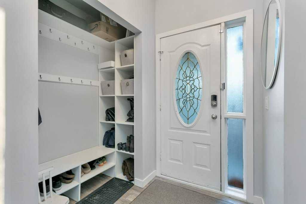 Red Deer, AB T4R 1V9,96 Dawson ST