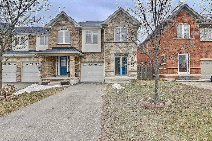 Toronto E11, ON M1X 0A9,17 Rivitt PL #Main