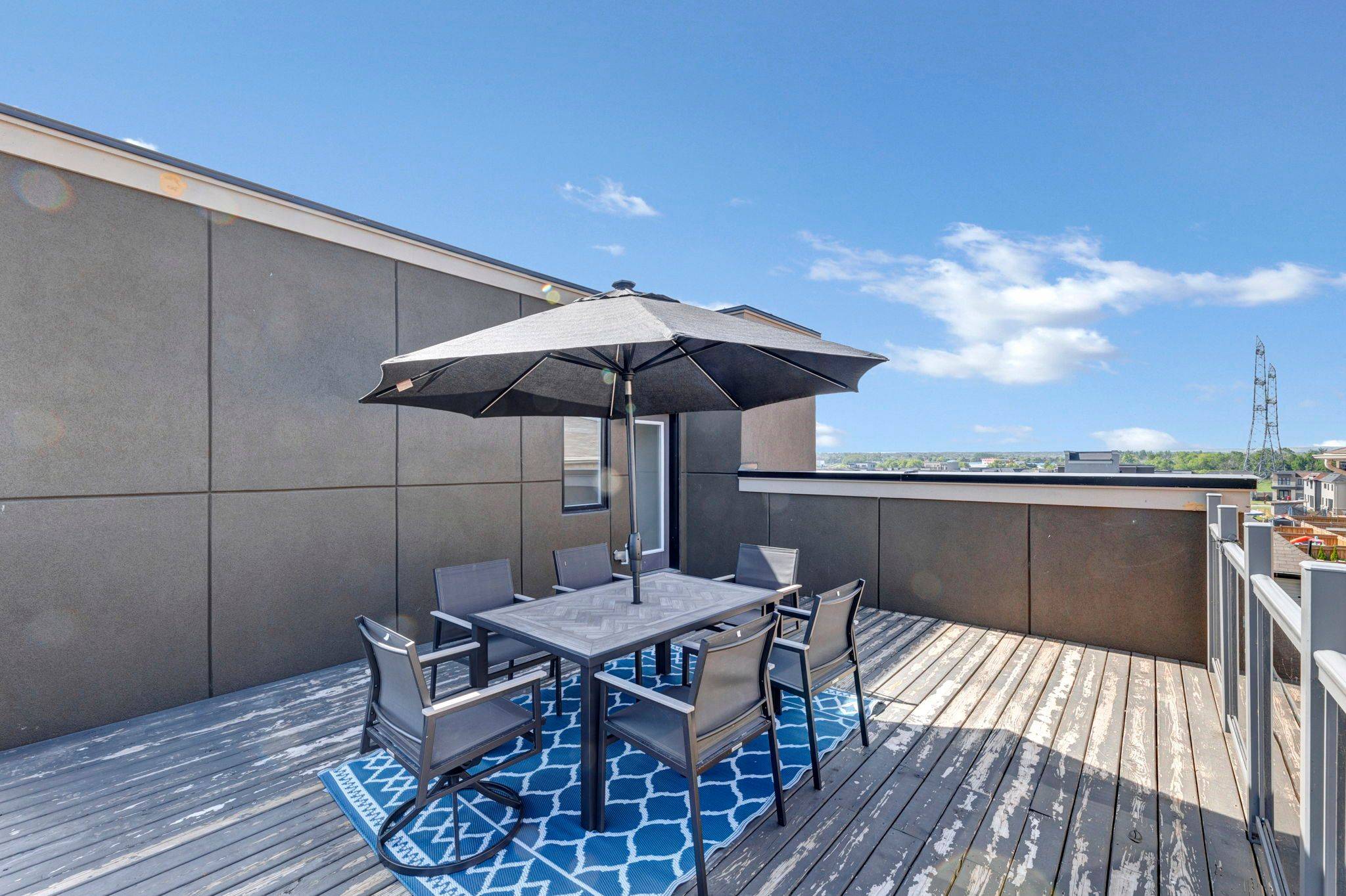 Clarington, ON L1C 4A7,3 Larkin LN