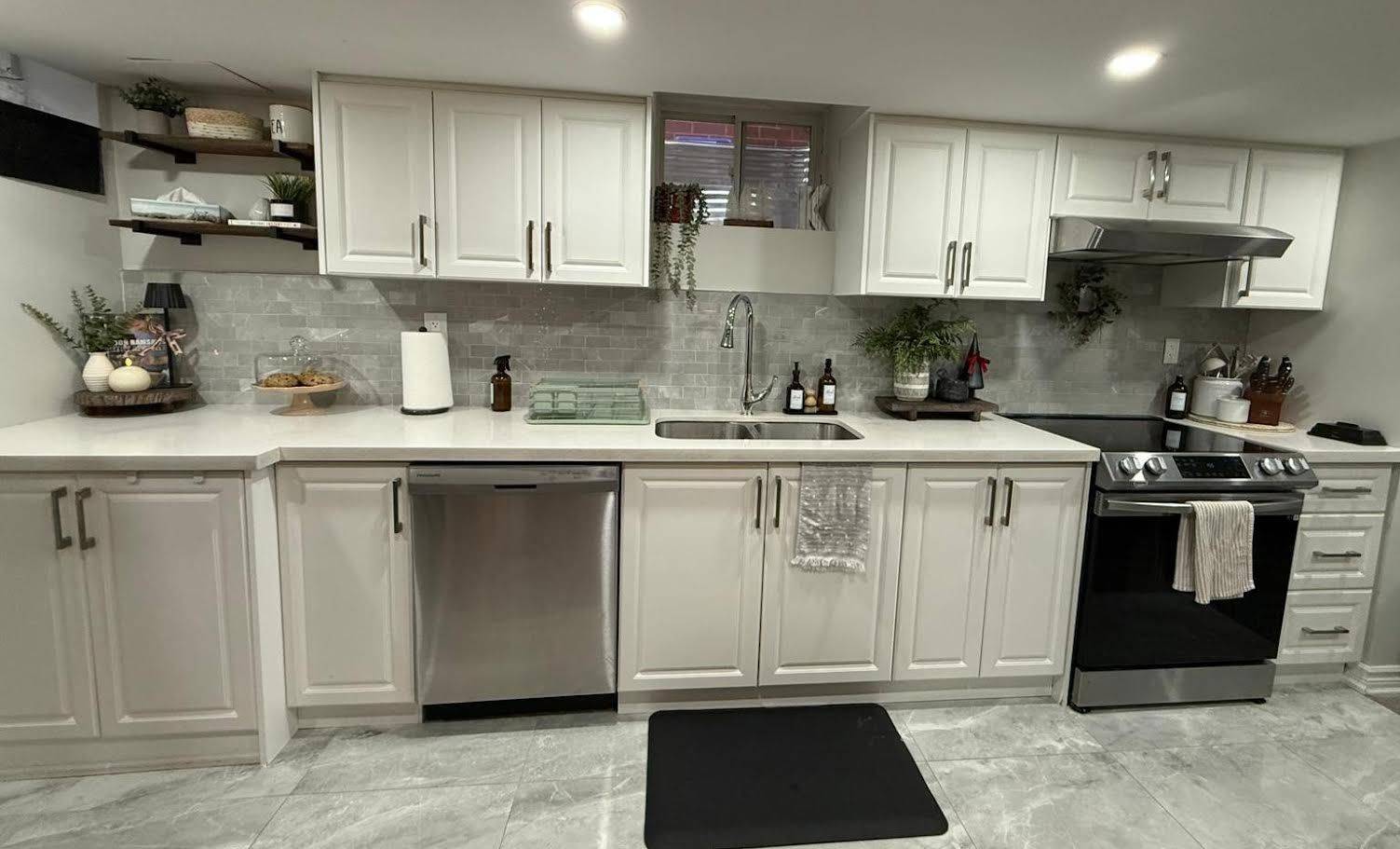 Whitby, ON L1P 1Y5,32 Westfield DR E