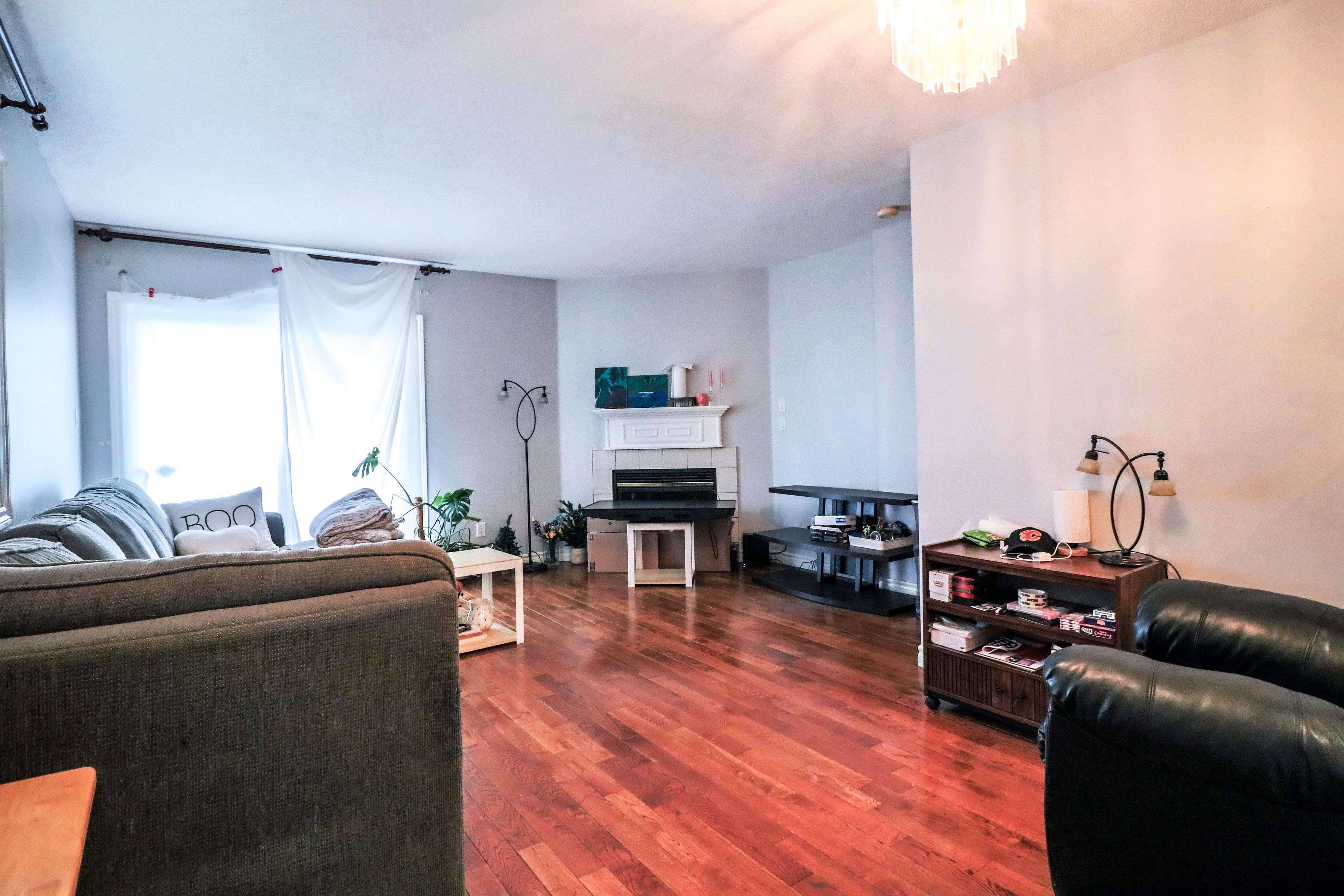 Hunt Club - South Keys And Area, ON K1V 1B3,1901 Hampstead PL