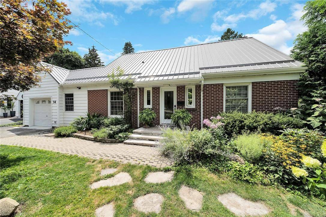 Norfolk, ON N3Y 3L5,14 Simcoe BLVD