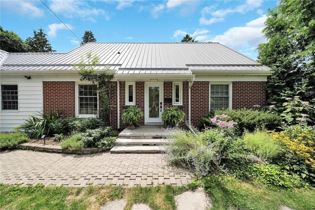 Norfolk, ON N3Y 3L5,14 Simcoe BLVD