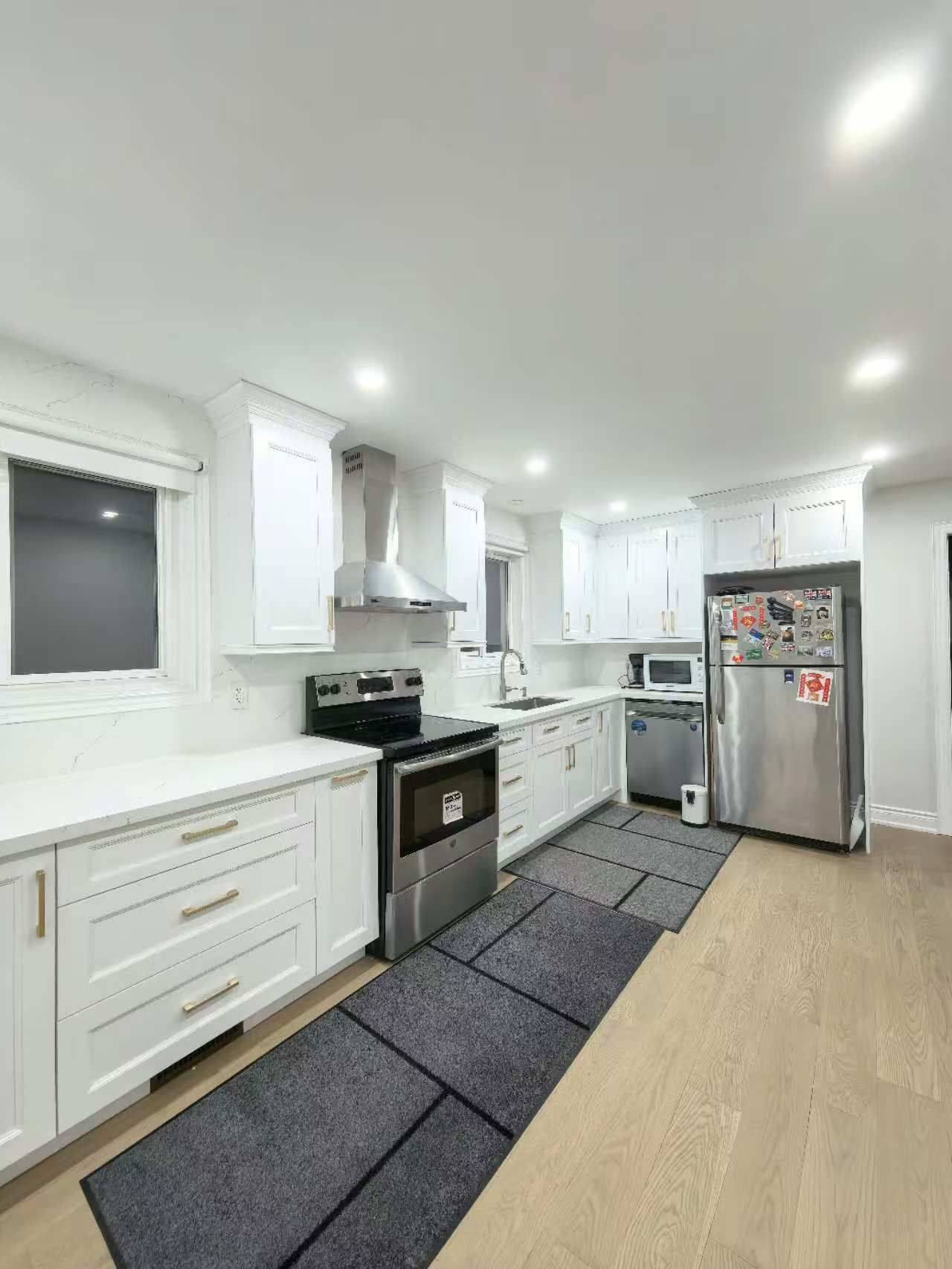 Toronto C15, ON M2J 3K6,80 Baroness CRES