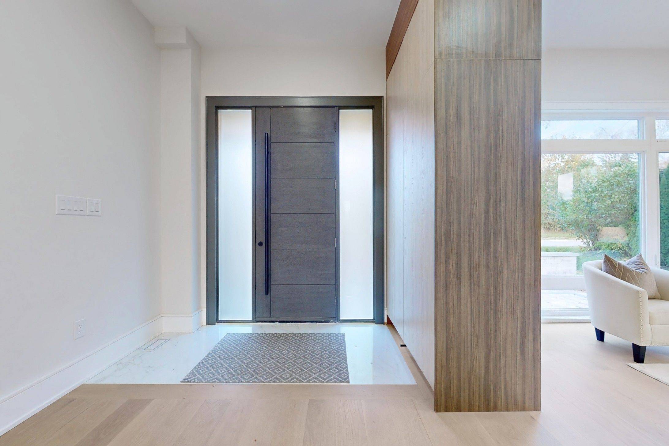 Whitby, ON L1N 3L1,28 Scott ST