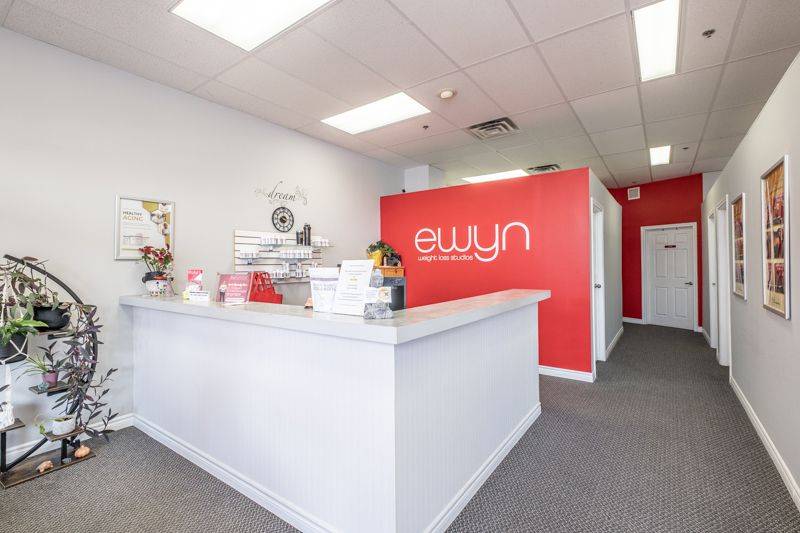 Barrie, ON L4N 7Z9,353 Anne ST N ##4