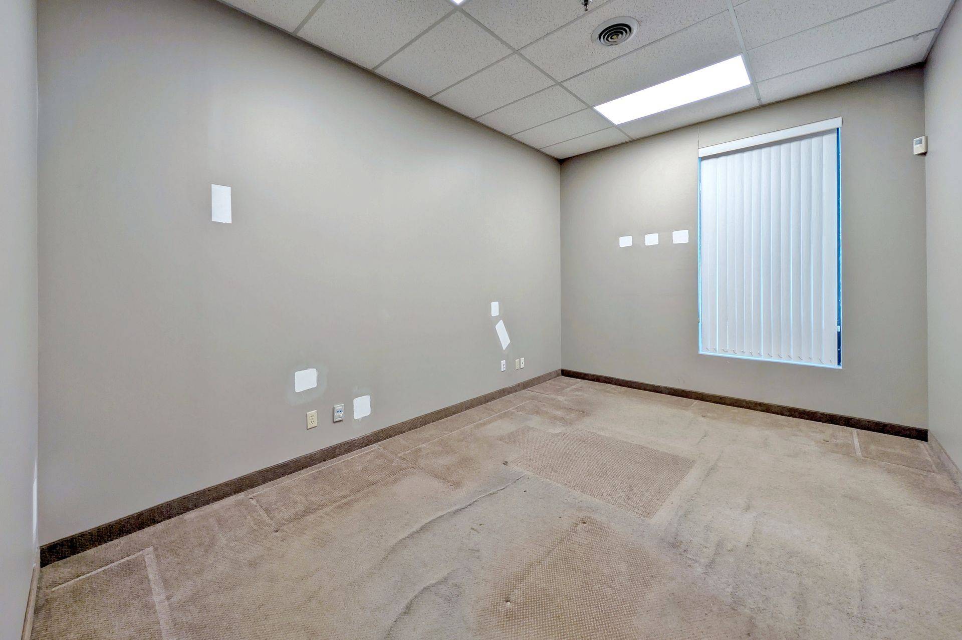 Toronto W10, ON M9V 4A8,20 Baywood RD #2