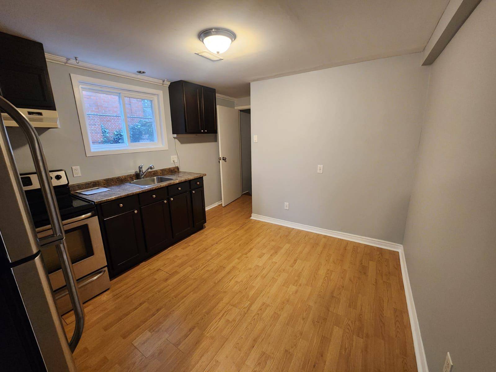 Mississauga, ON L5L 1Z3,4250 Jefton CRES #Basement