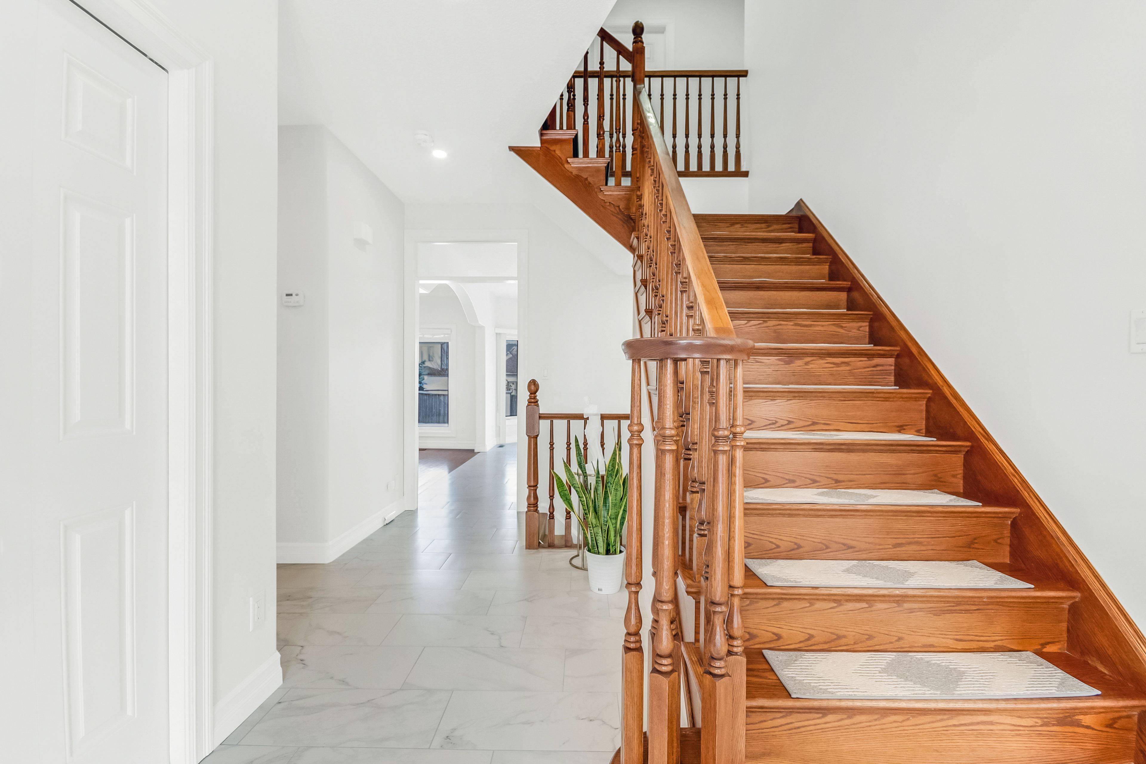 London North, ON N6G 5J4,328 Plane Tree DR