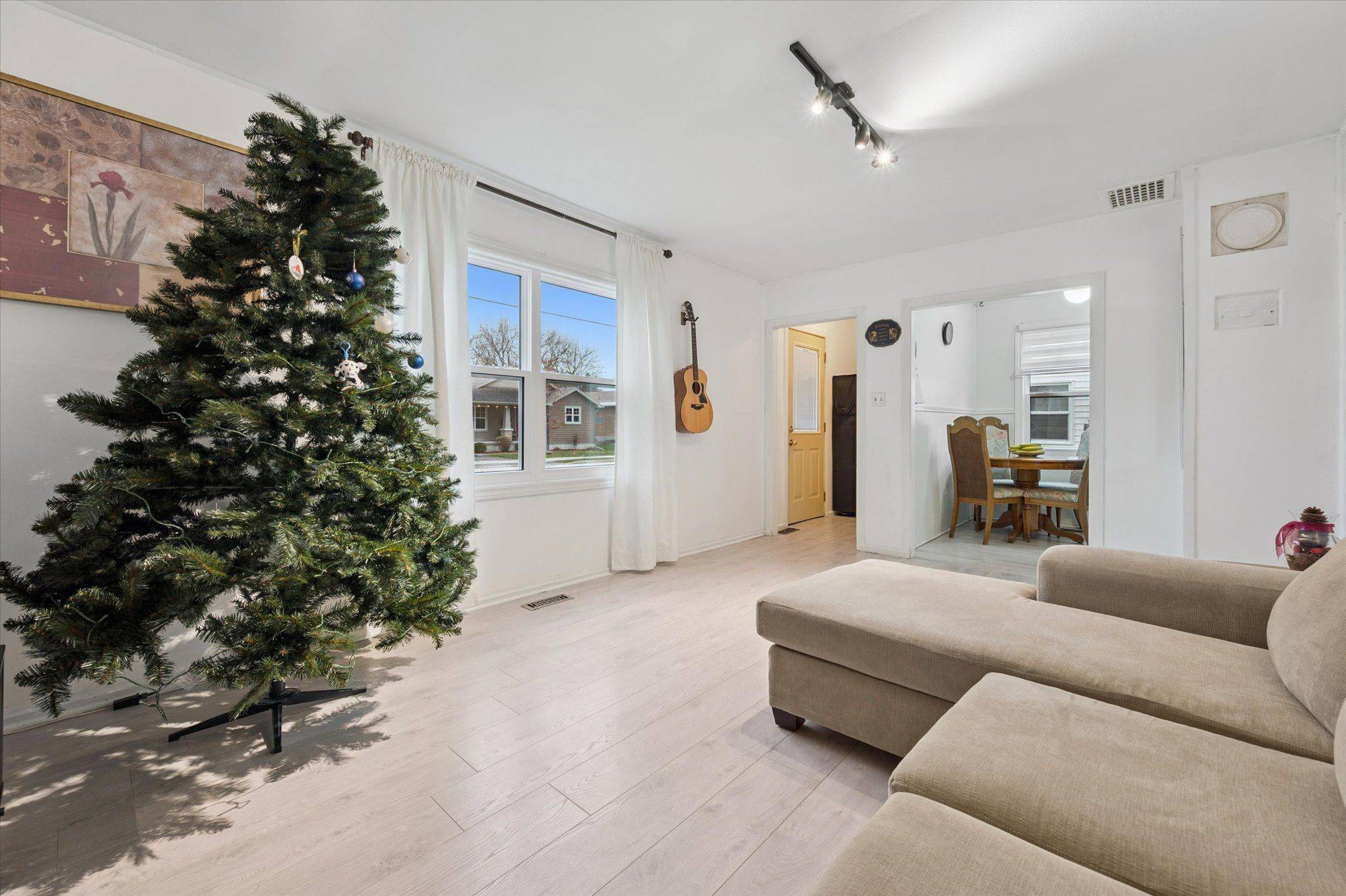 North Perth, ON N4W 2G4,429 Clayton ST