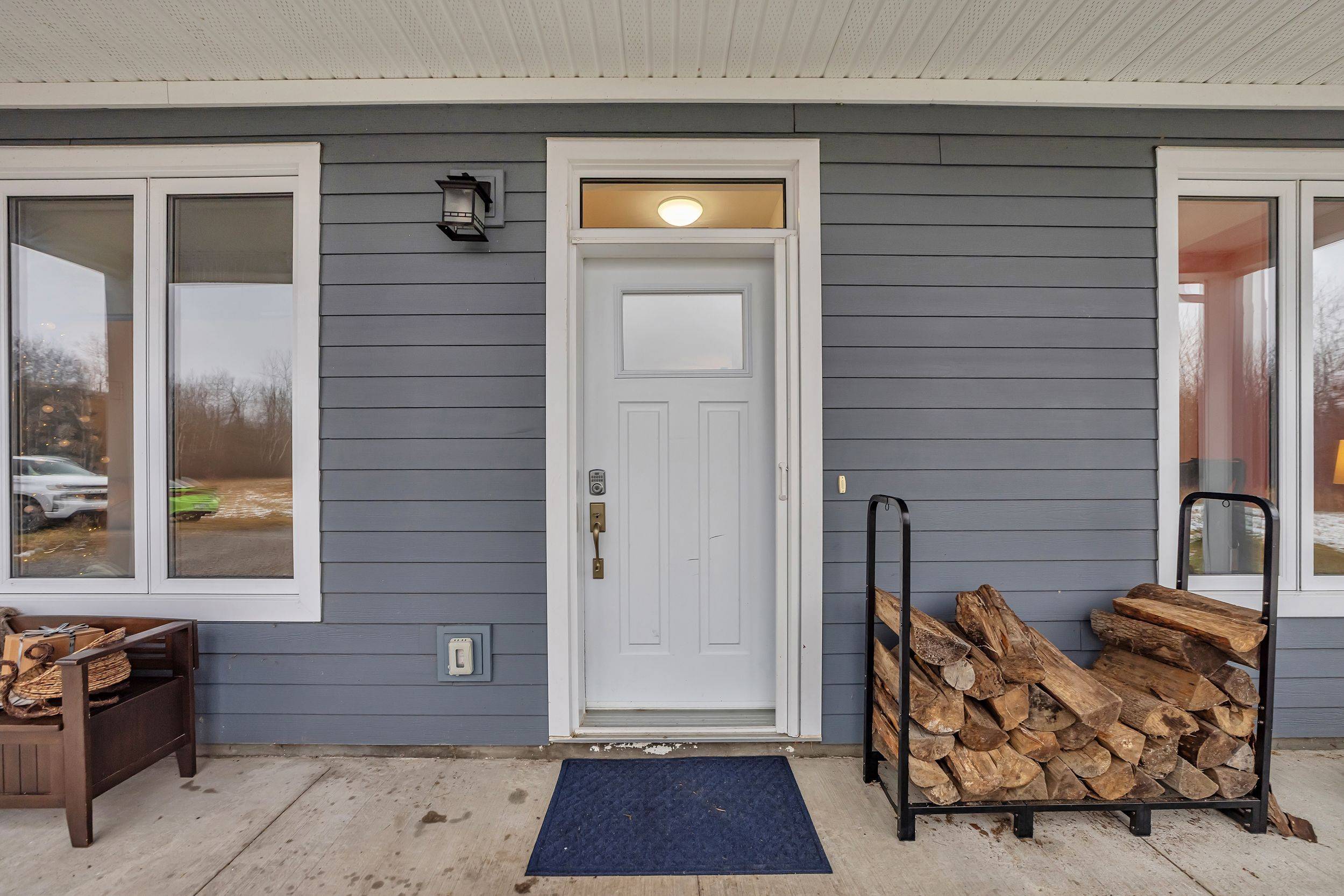 Merrickville-wolford, ON K0G 1N0,998 Pioneer RD