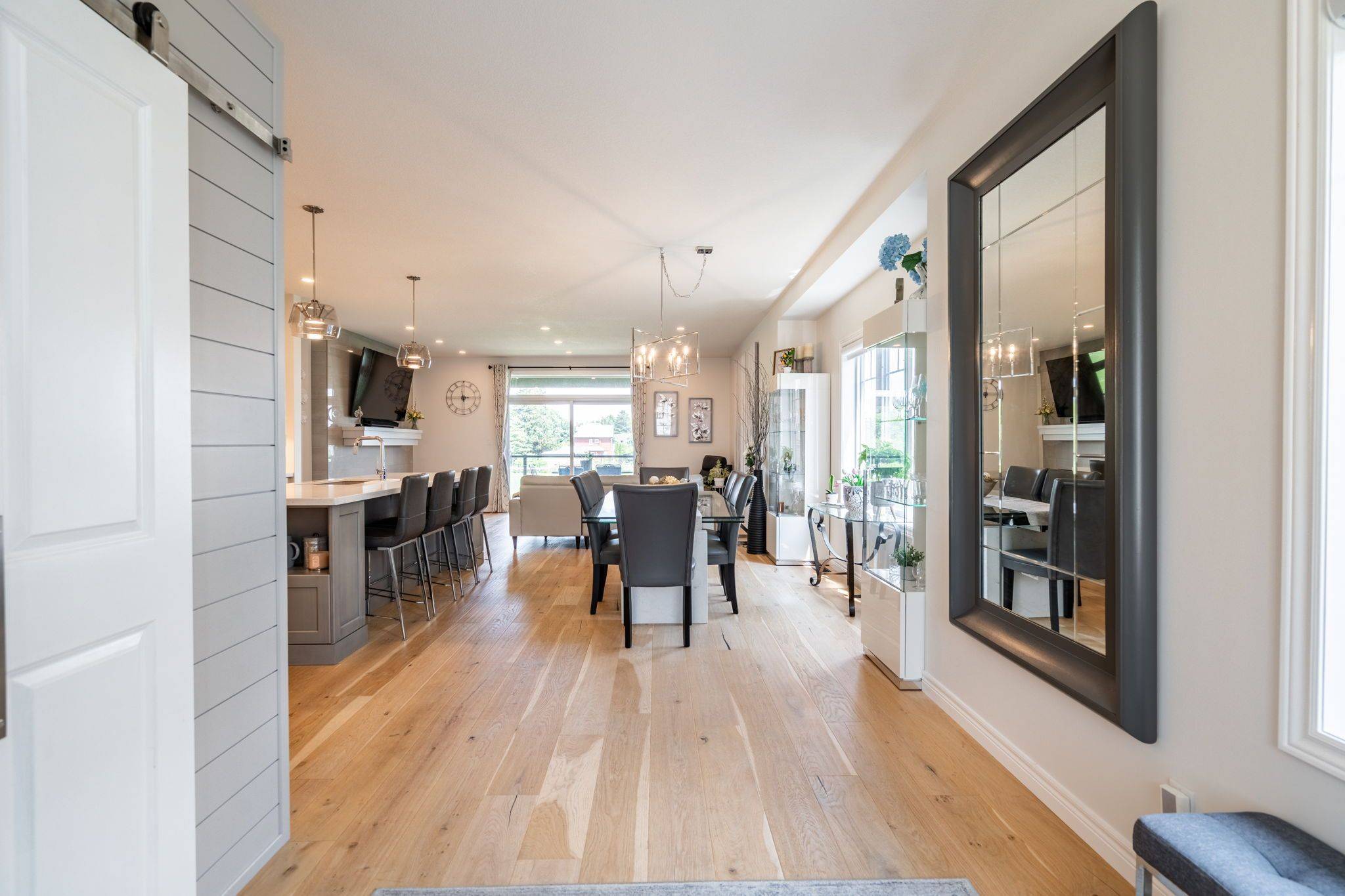 Brant, ON N3L 0B2,16 Whiting DR