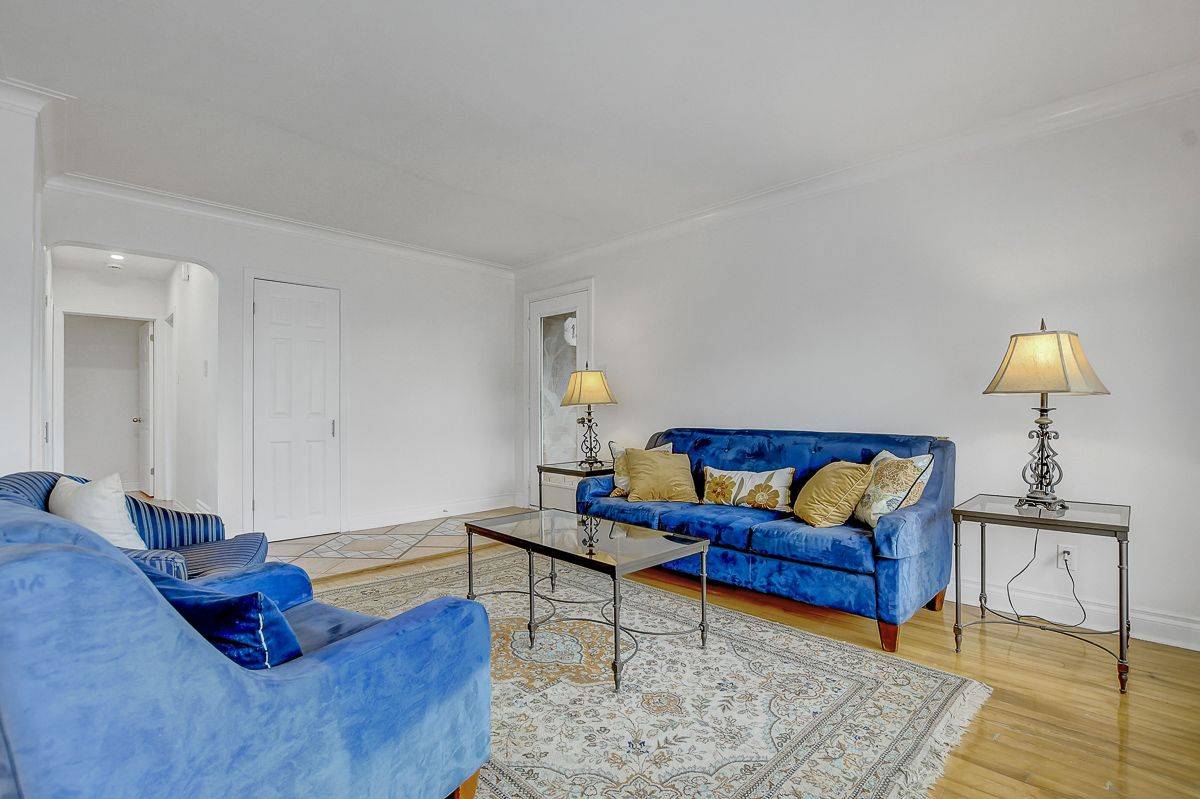 Beacon Hill North - South And Area, ON K1J 7L5,13 Dunham ST