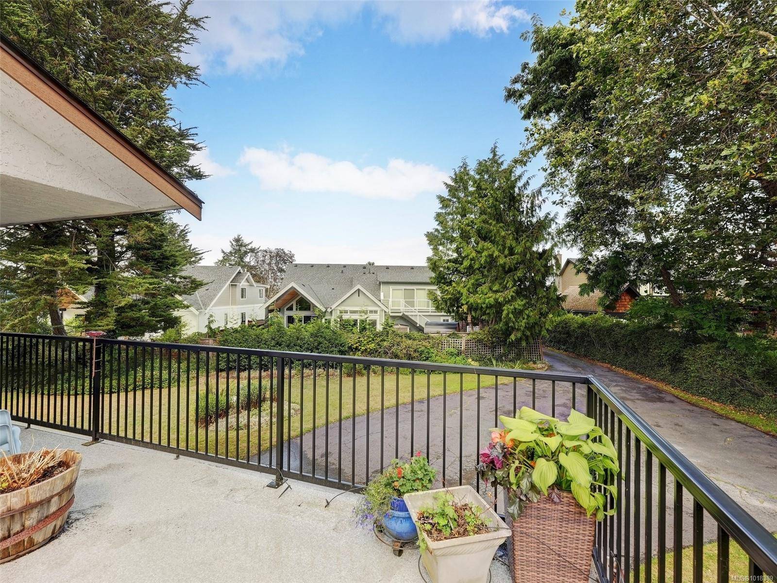 Saanich, BC V8N 2V6,1575 Mileva Lane