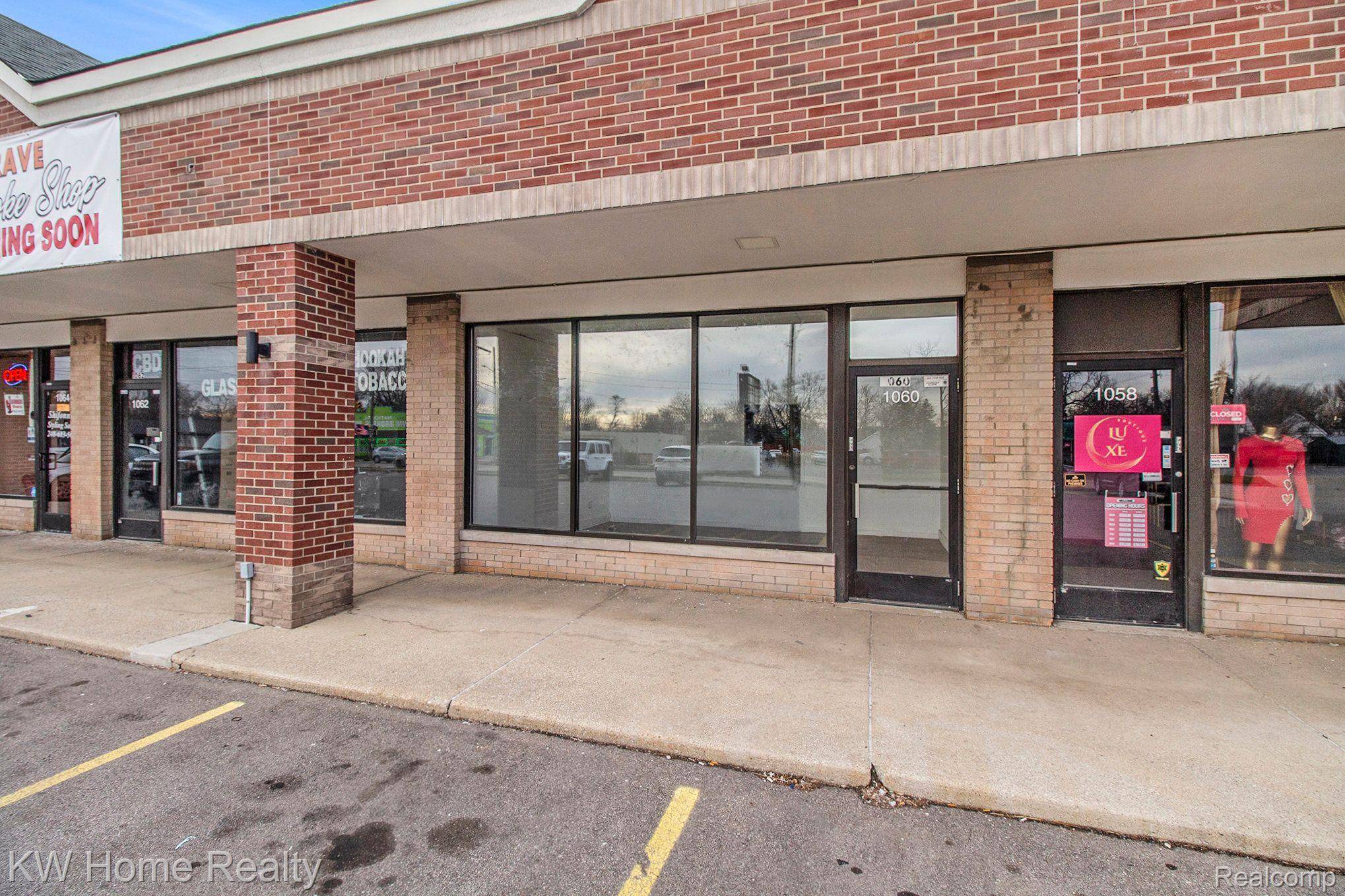 Waterford, MI 48328,1060 W HURON ST