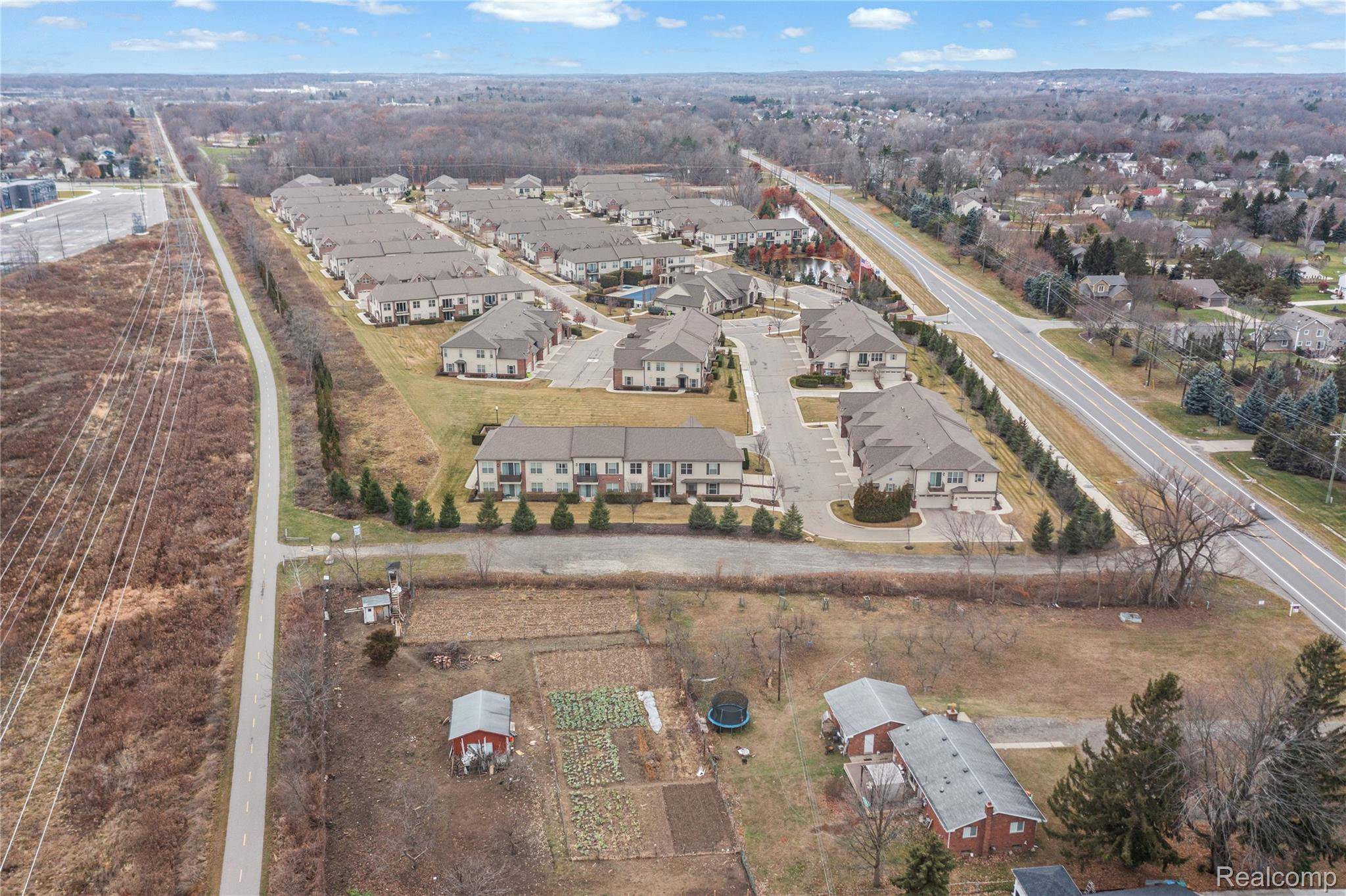 Commerce Twp, MI 48390,2041 W Maple Road