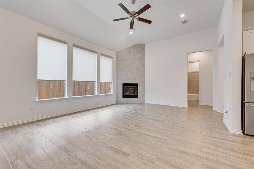 Arlington, TX 76005,4755 Kings Garden Parkway