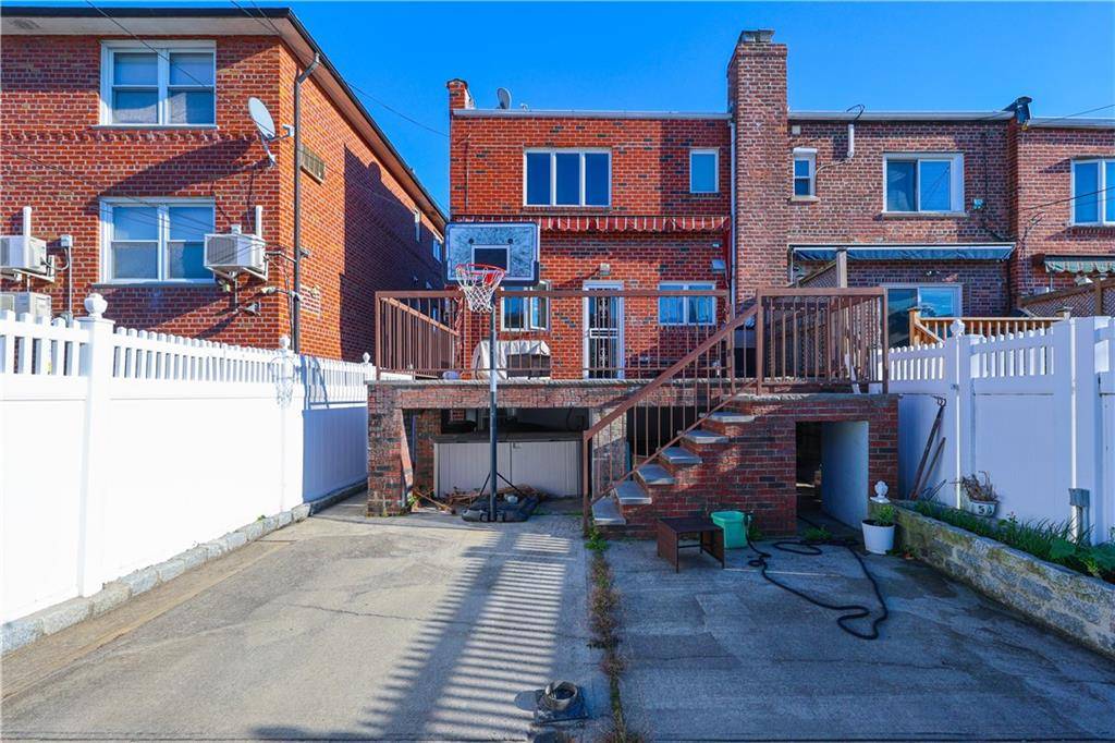 Brooklyn, NY 11228,332 Bay 10th ST