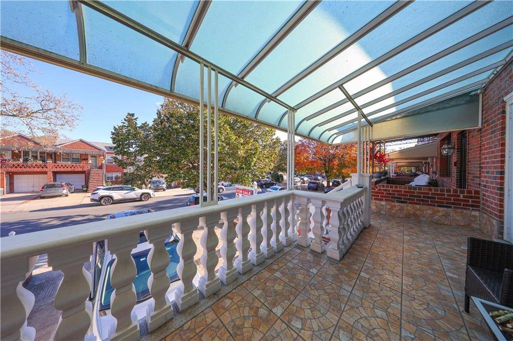 Brooklyn, NY 11228,332 Bay 10th ST